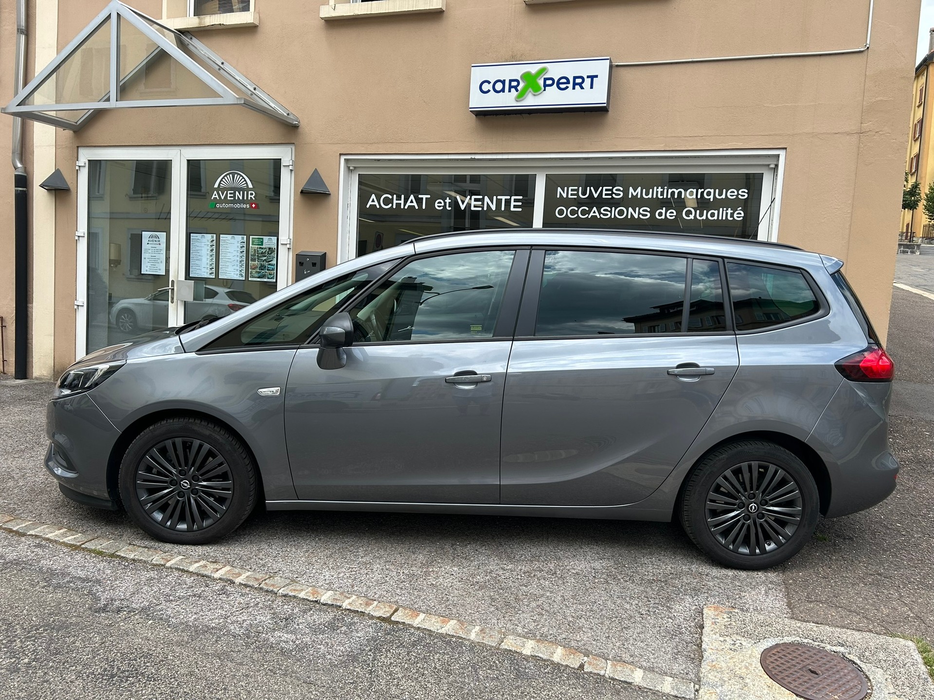 OPEL Zafira 1.6T eTEC 120 Years-image-1