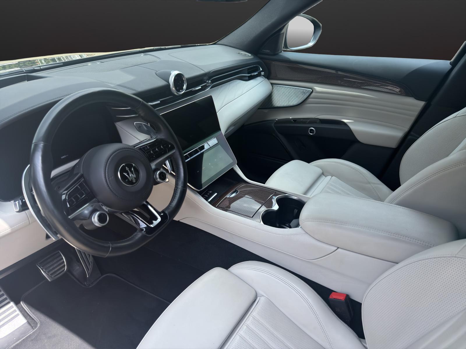 MASERATI Grecale 2.0 MHEV Modena Hybrid Automatica-image-10