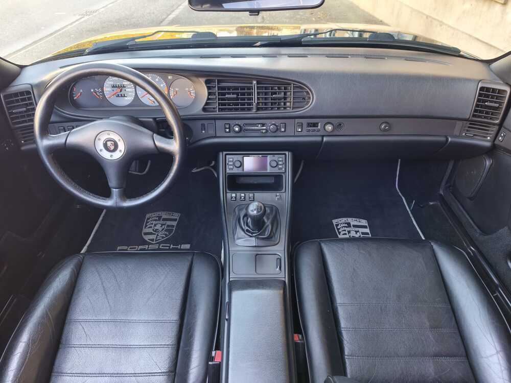 PORSCHE 944 Turbo-image-9