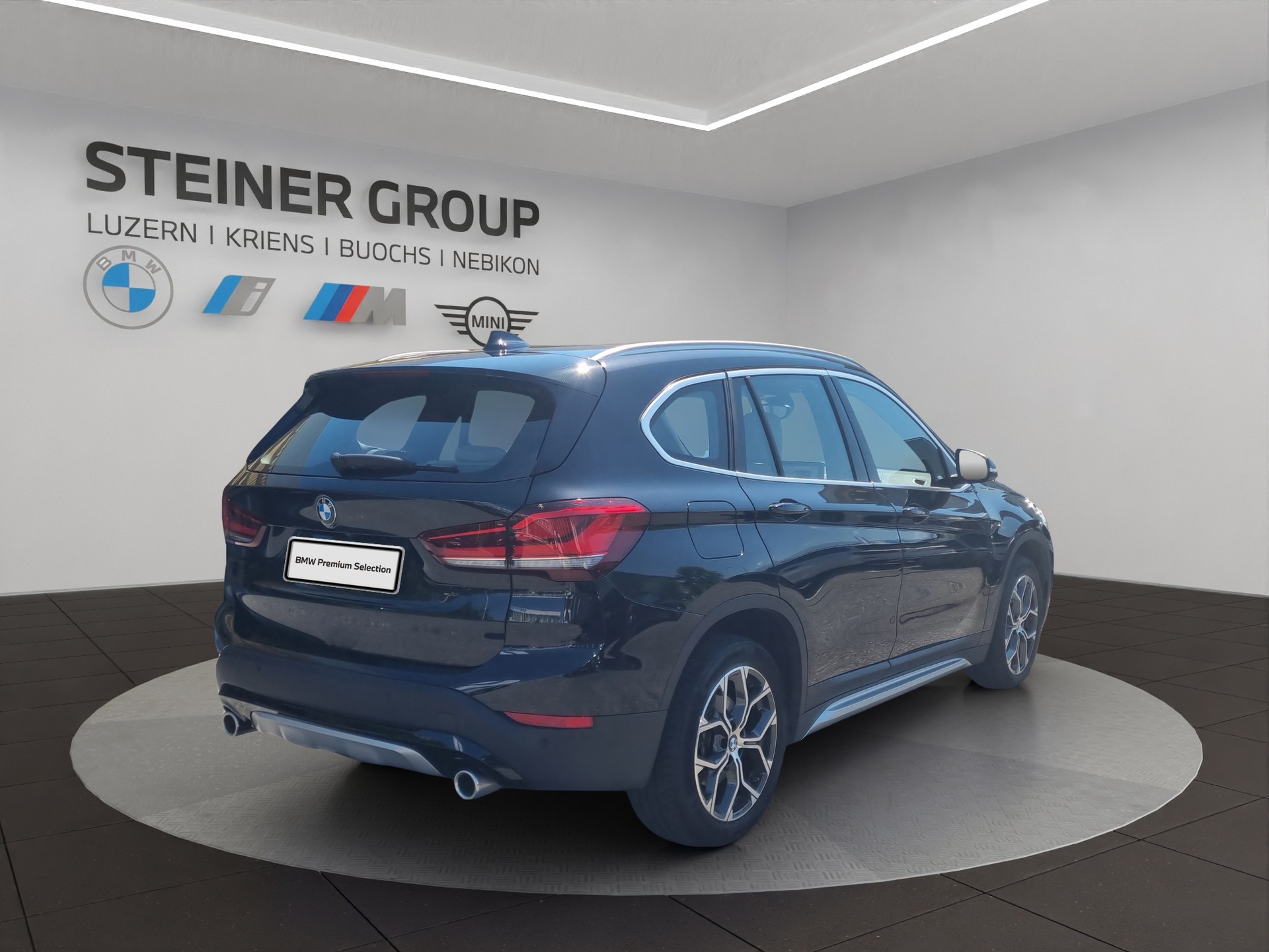 BMW X1 xDrive 20i xLine Steptronic-image-4