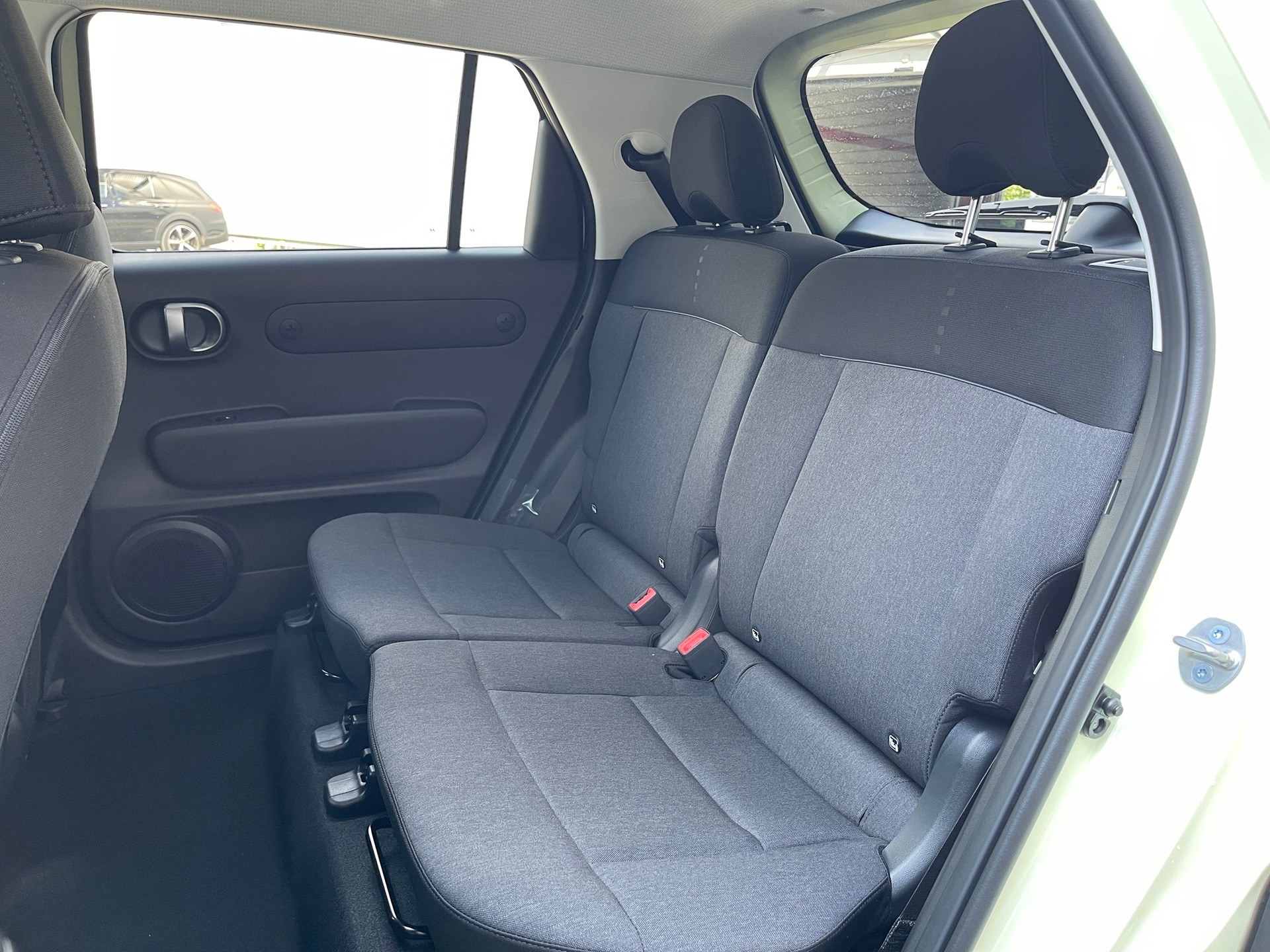 HYUNDAI Inster 49kWh Vertex-image-5