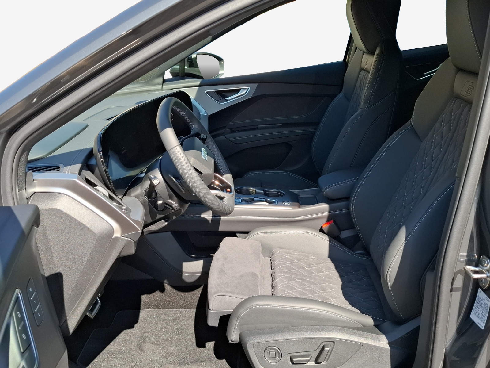 AUDI Q4 Sportback e-tron quattro performance Swiss Ski-image-7