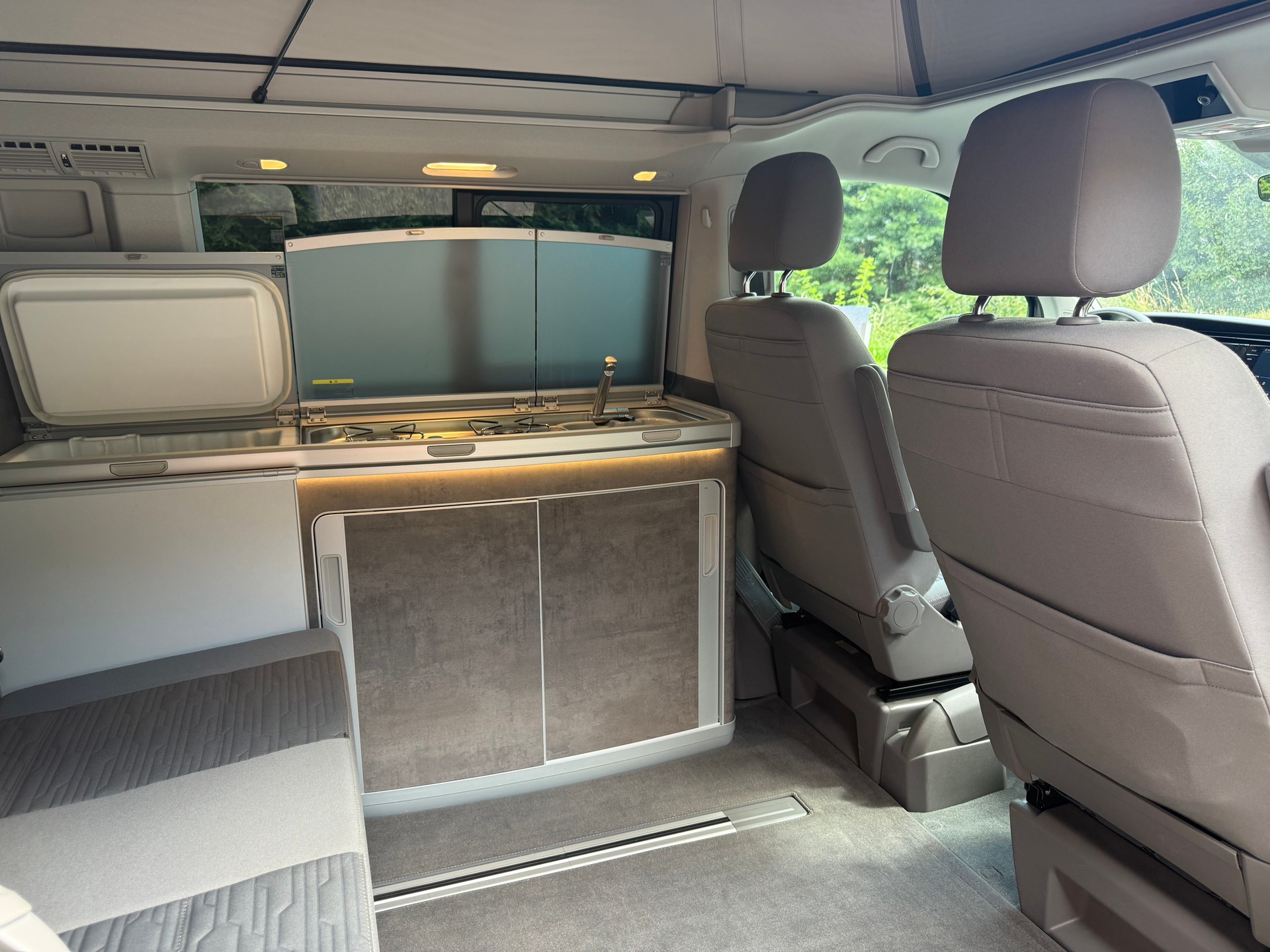 VW 2.0 TDI 150 Ocean Edition Liberty DSG-image-5