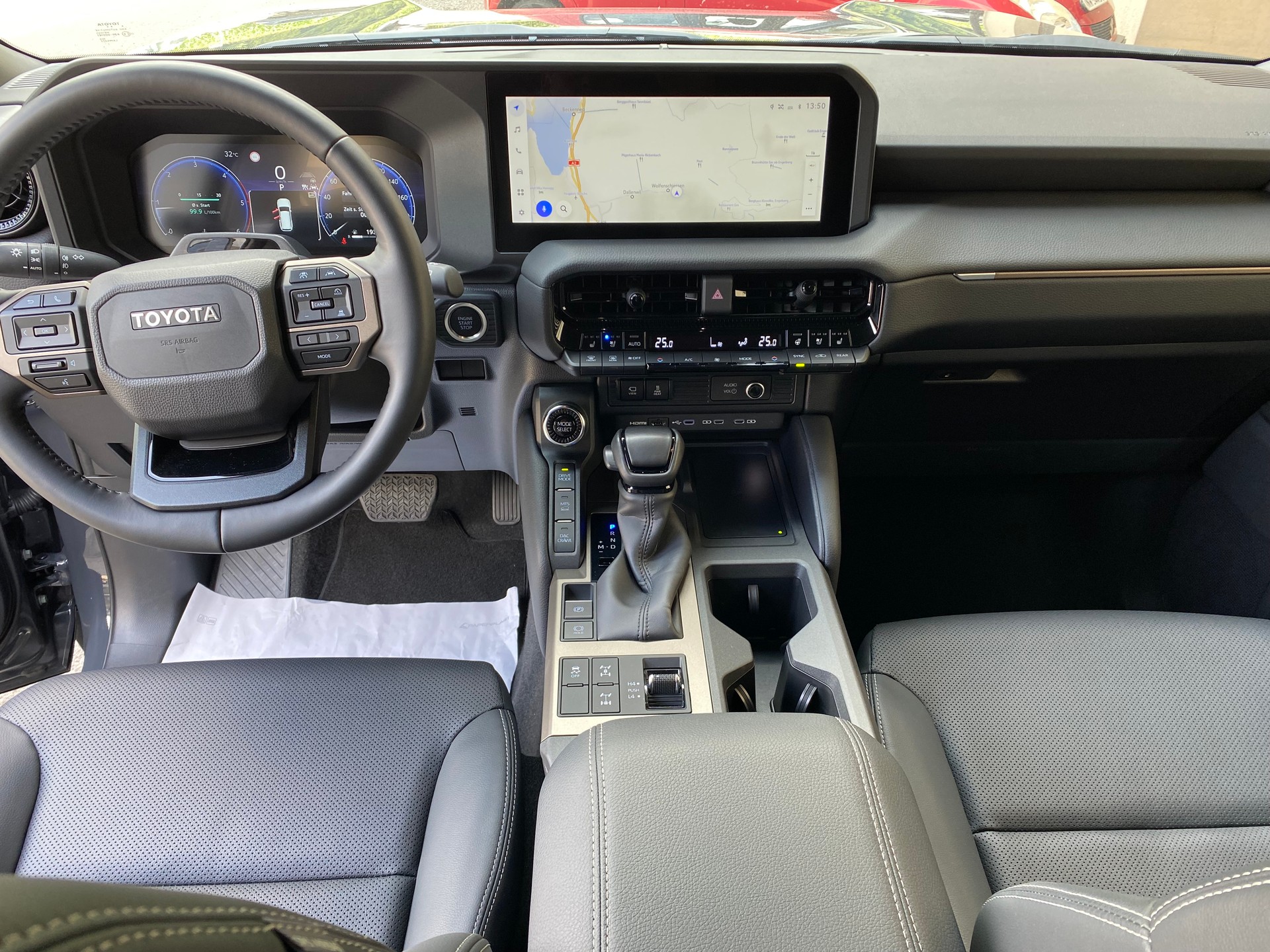 TOYOTA Land Cruiser 2.8TD Style-image-5