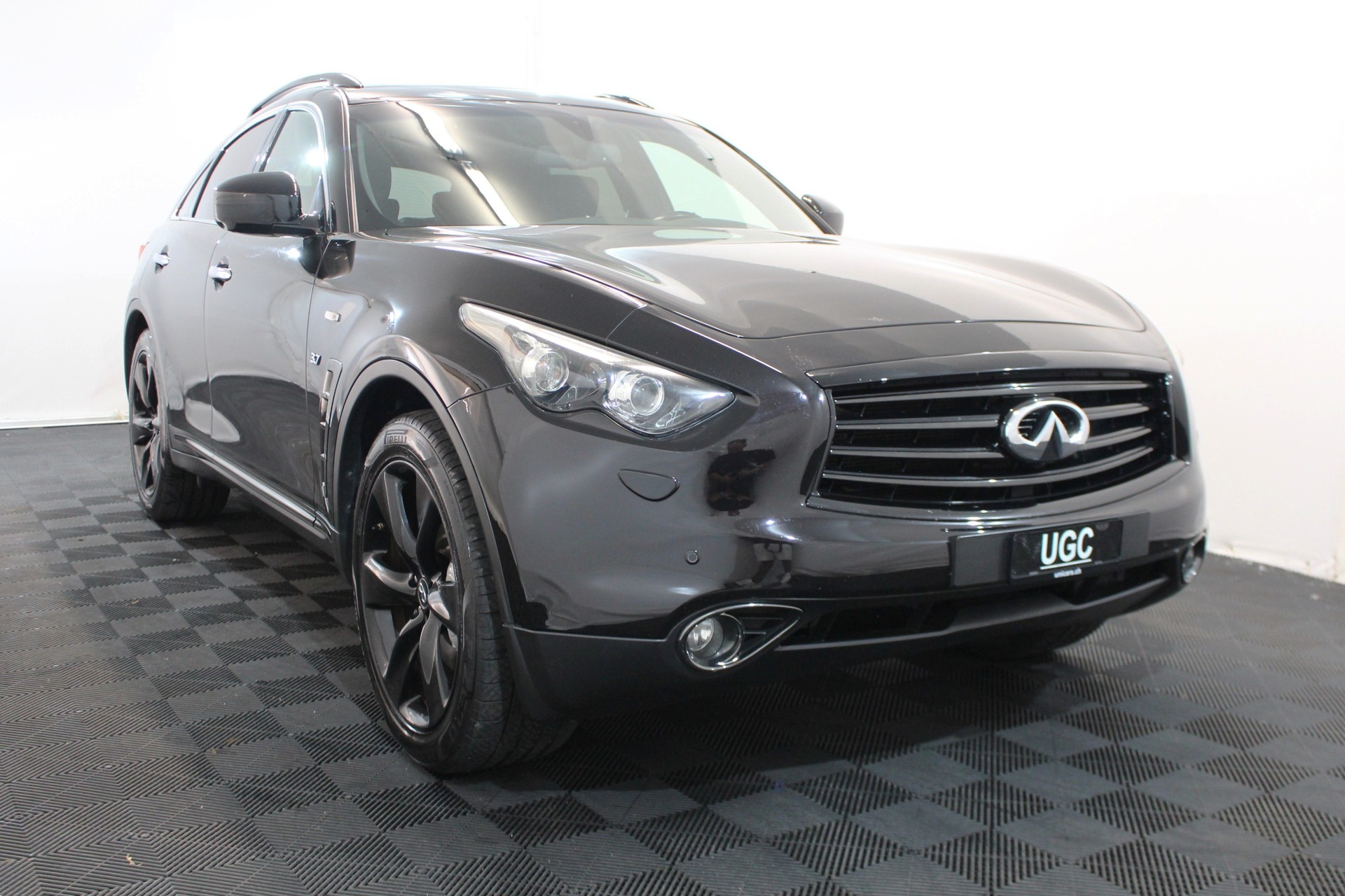 INFINITI QX70 3.7 GT Premium AWD