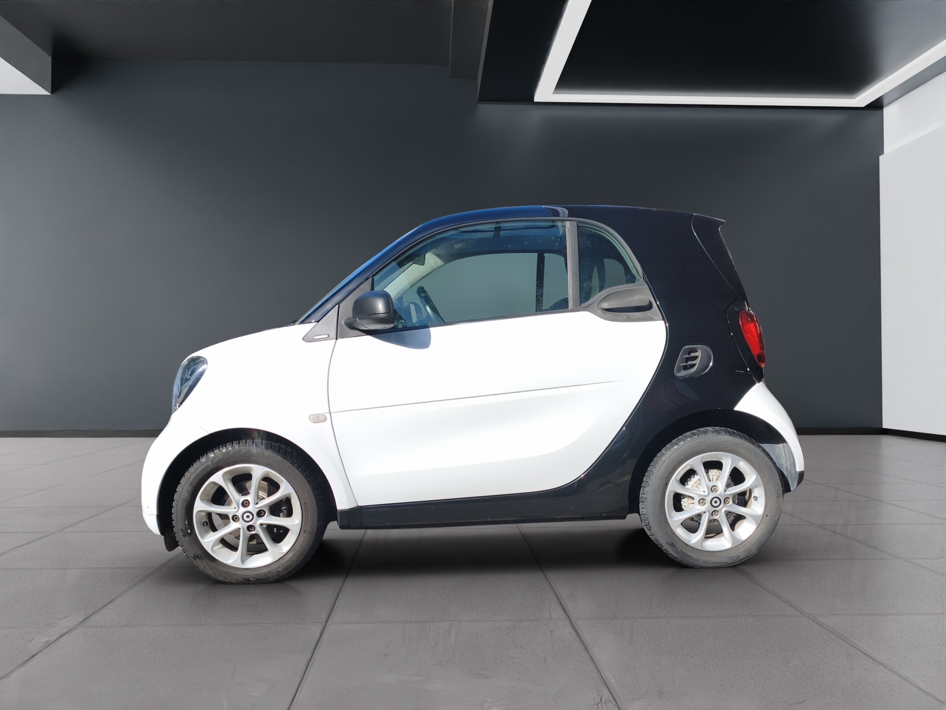 SMART fortwo passion twinmatic-showroom-element-1