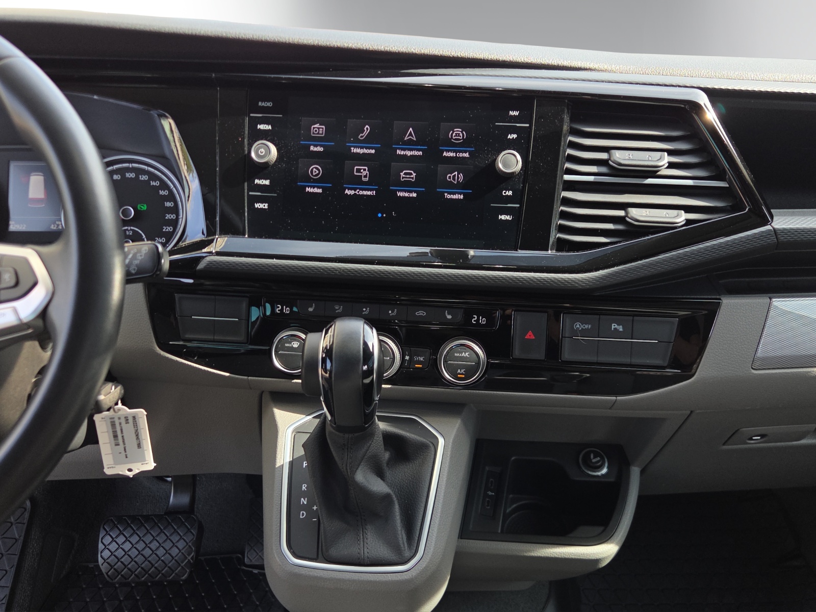 VW T6.1 Caravelle 2.0 TDI Comfortline DSG-image-10