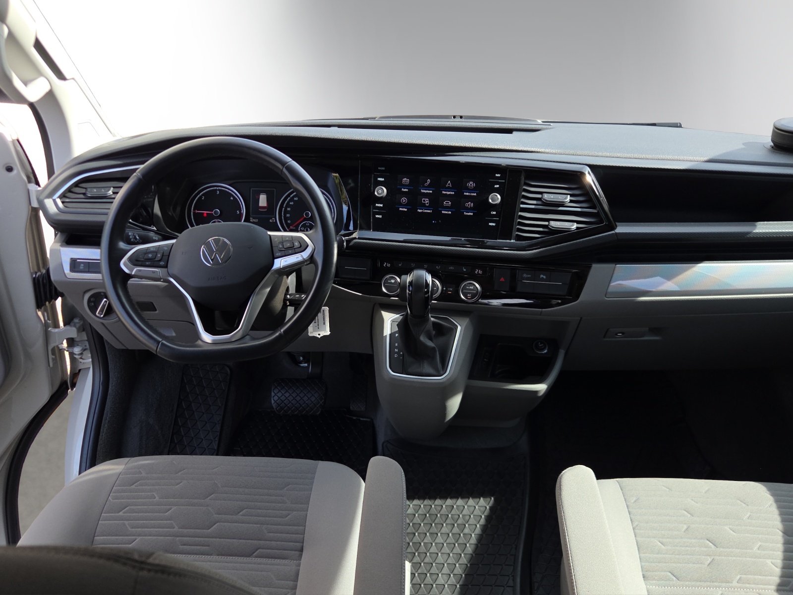 VW T6.1 Caravelle 2.0 TDI Comfortline DSG-image-8