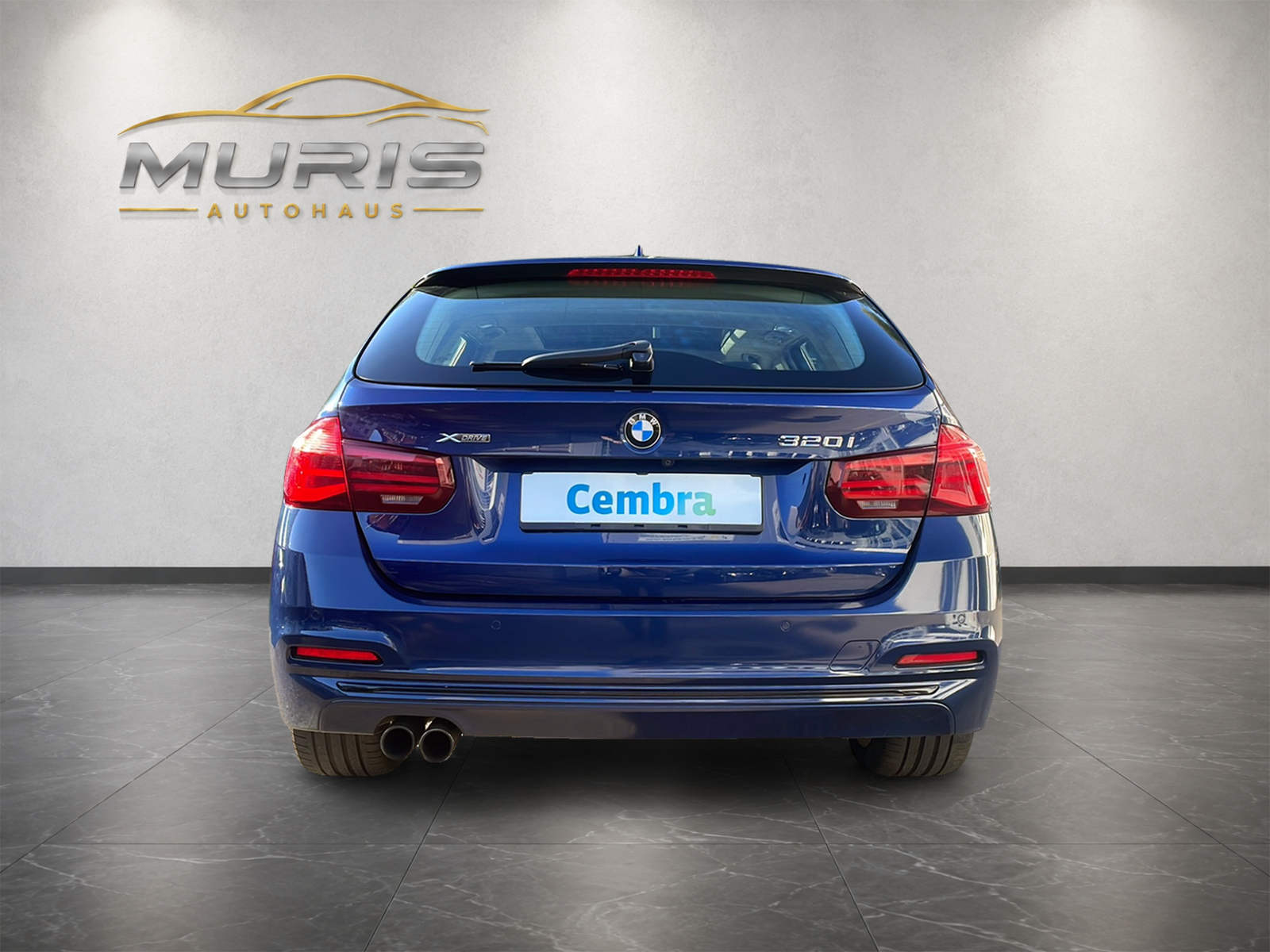 BMW 320i xDrive Touring Edition Sport Line Steptronic-showroom-element-3