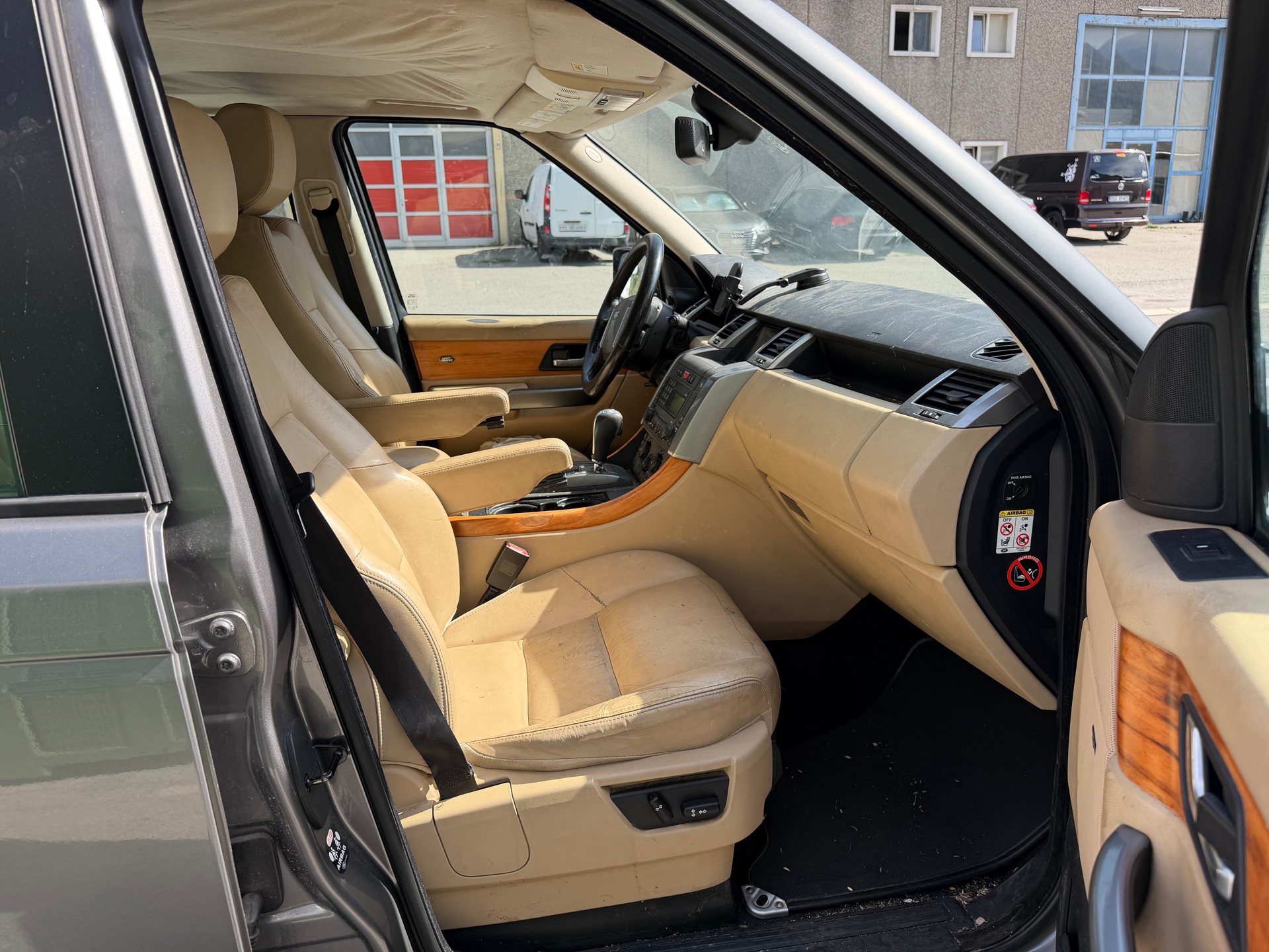 LAND ROVER Range Rover Sport 4.2 V8 SC Automatic-image-6