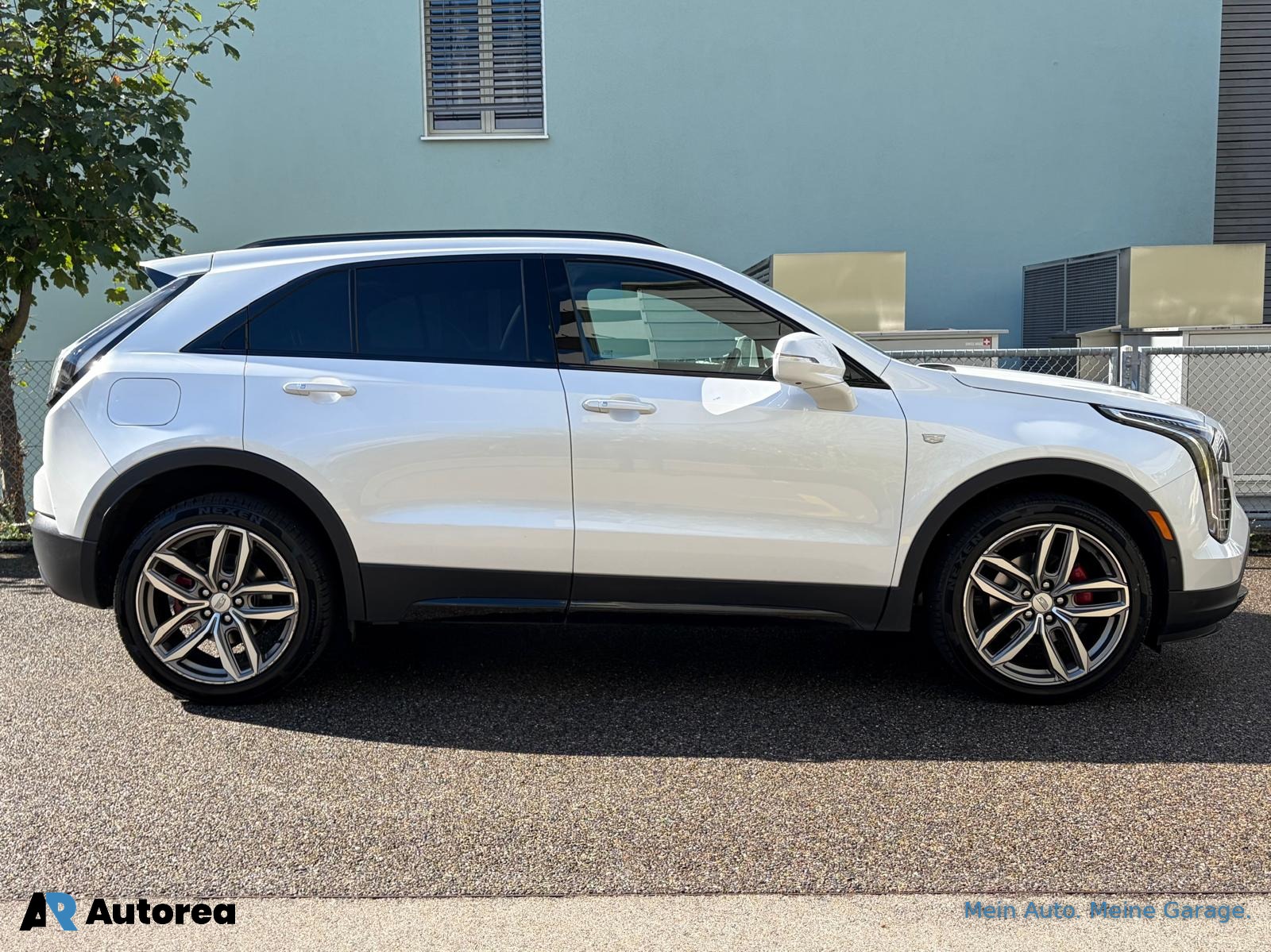 CADILLAC XT4 350T 2.0 Sport AWD Automat-showroom-element-3