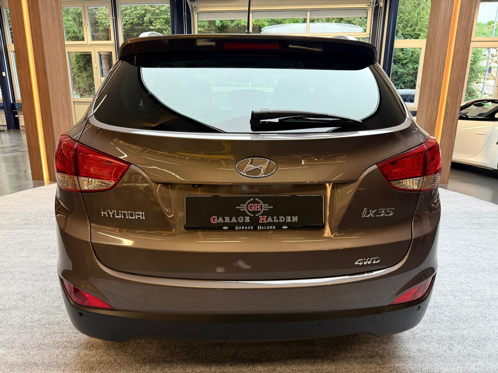 HYUNDAI ix35 2.0 GDi Style-image-6