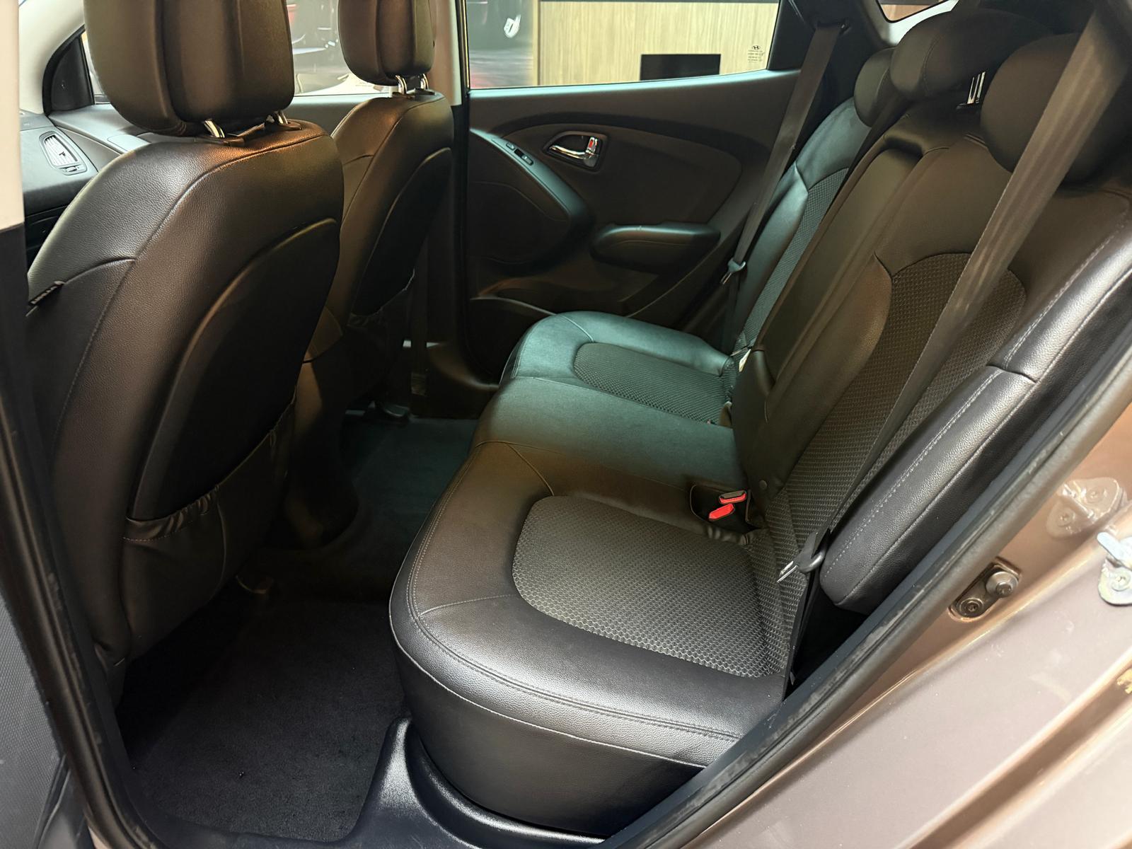 HYUNDAI ix35 2.0 GDi Style-image-18