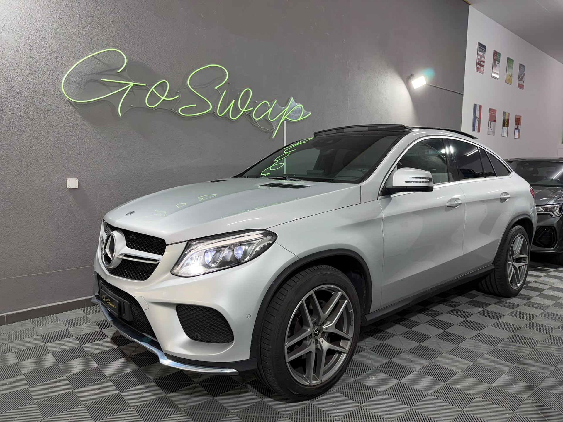 MERCEDES-BENZ GLE Coupé 350 d 4Matic 9G-Tronic - Attelage - Toit ouvrant - Caméra 360