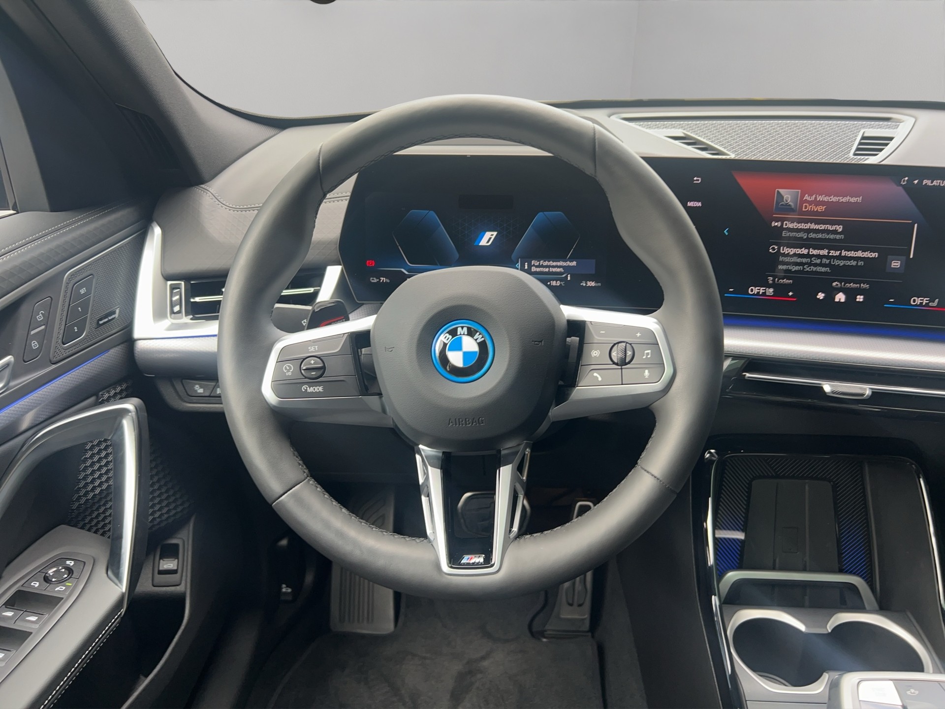 BMW iX2 xDrive 30 M Sport Pro-image-14