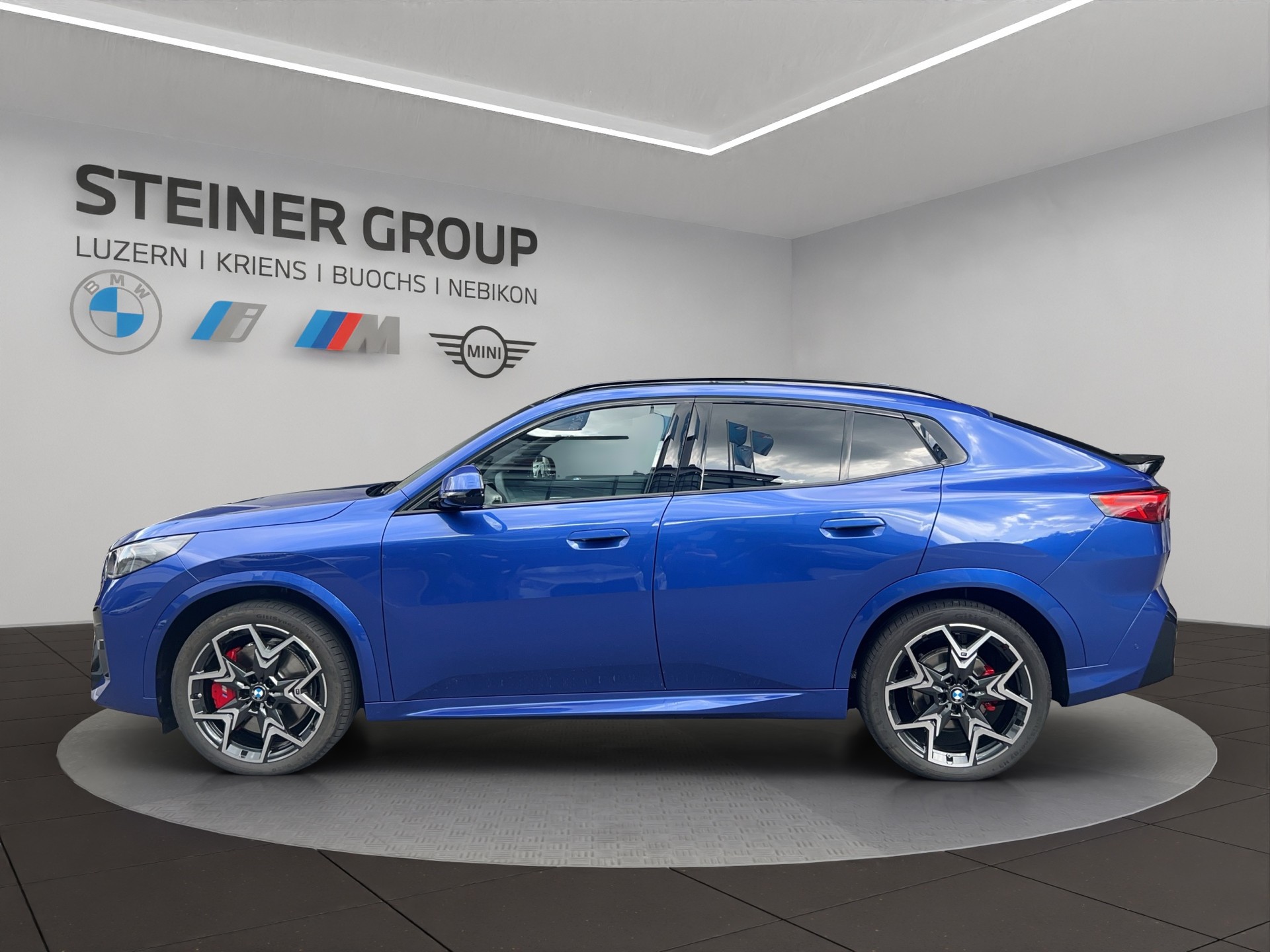 BMW iX2 xDrive 30 M Sport Pro-image-8