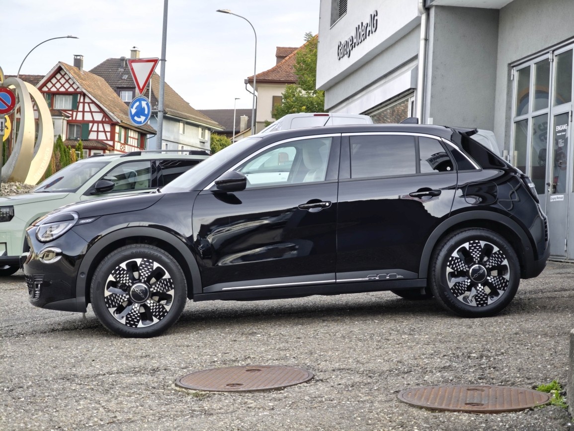 FIAT 600 1.2 Hybrid 145 La Prima