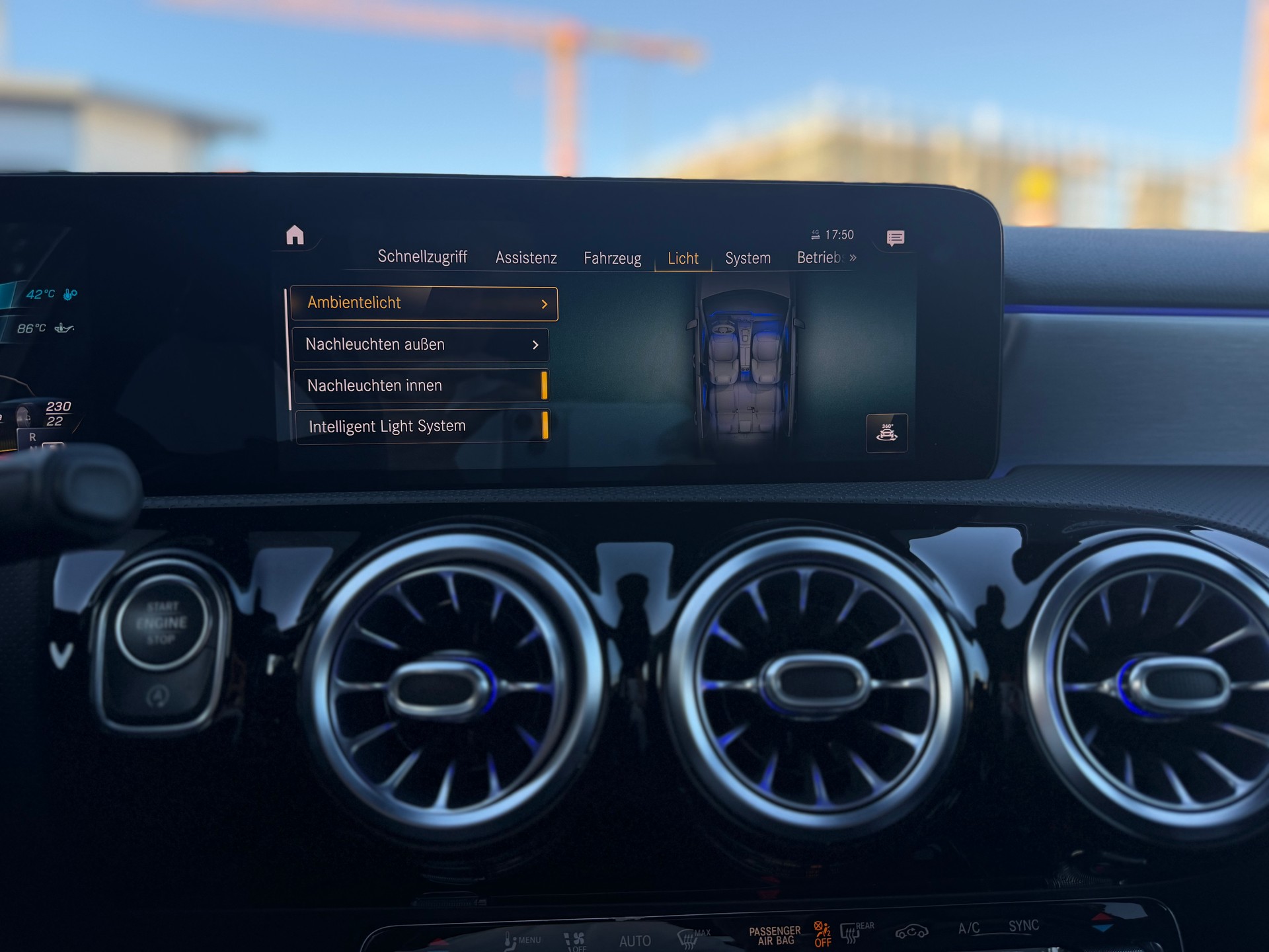 MERCEDES-BENZ A 35 AMG 4Matic Speedshift-image-26