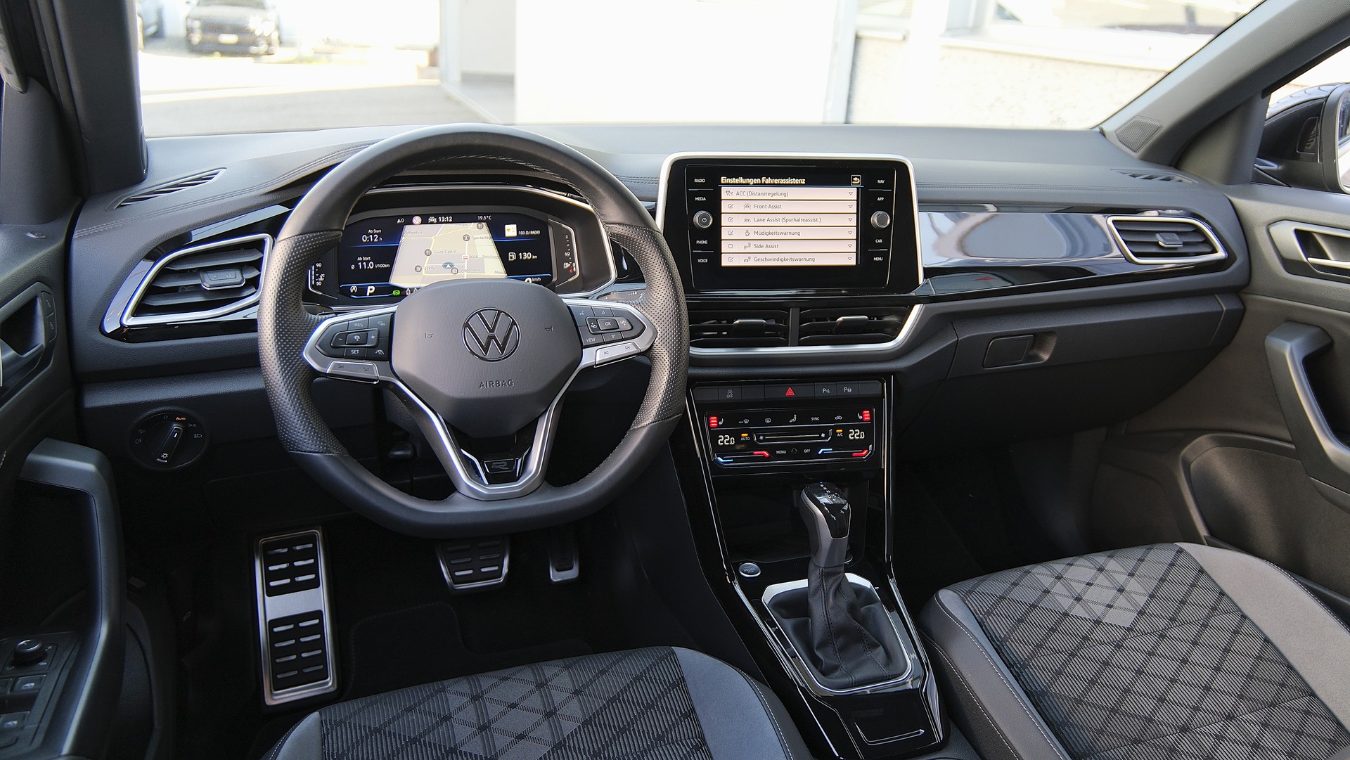 VW T-Roc 1.5 TSI EVO R-Line DSG-image-15