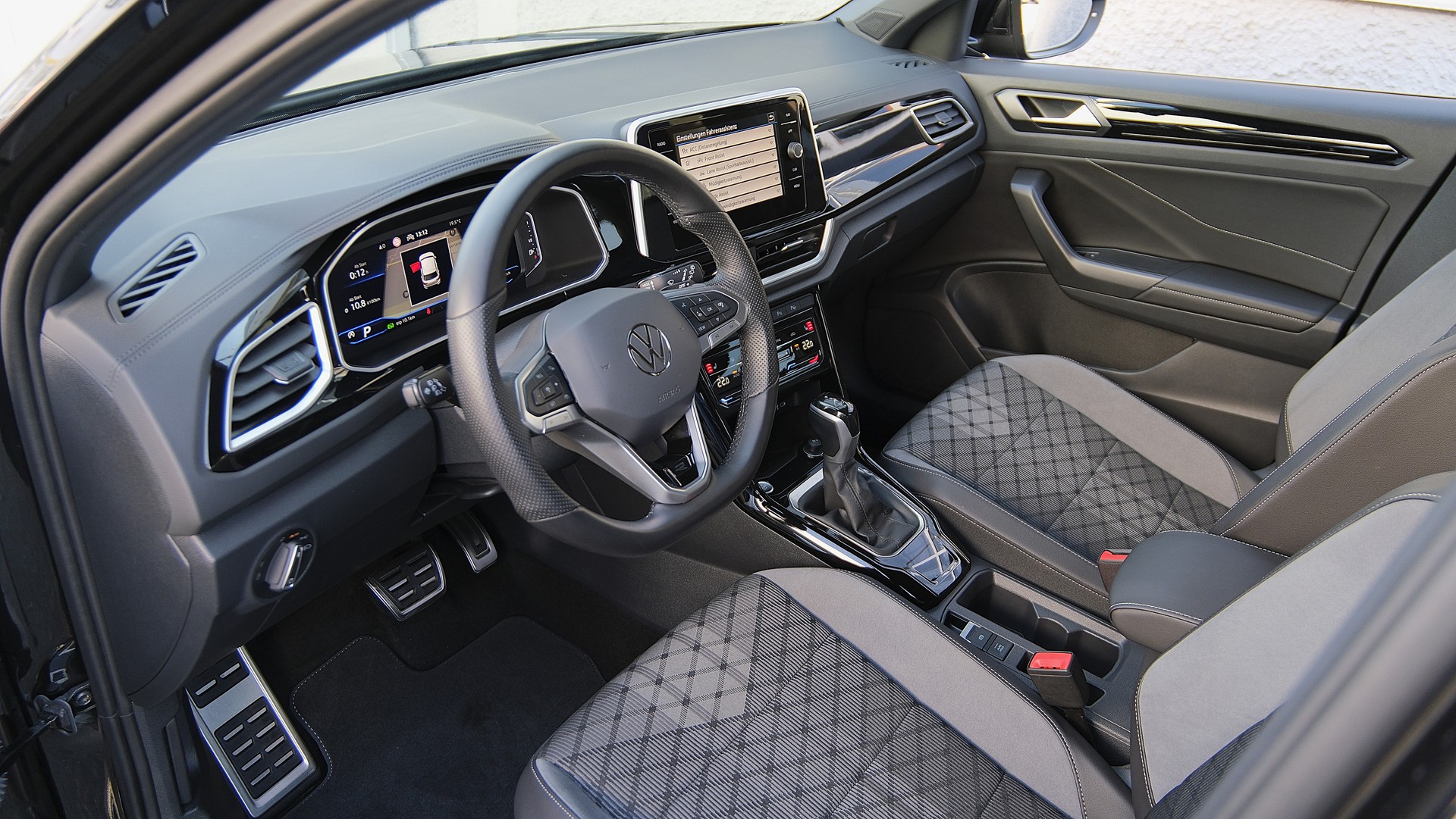 VW T-Roc 1.5 TSI EVO R-Line DSG-showroom-element-2