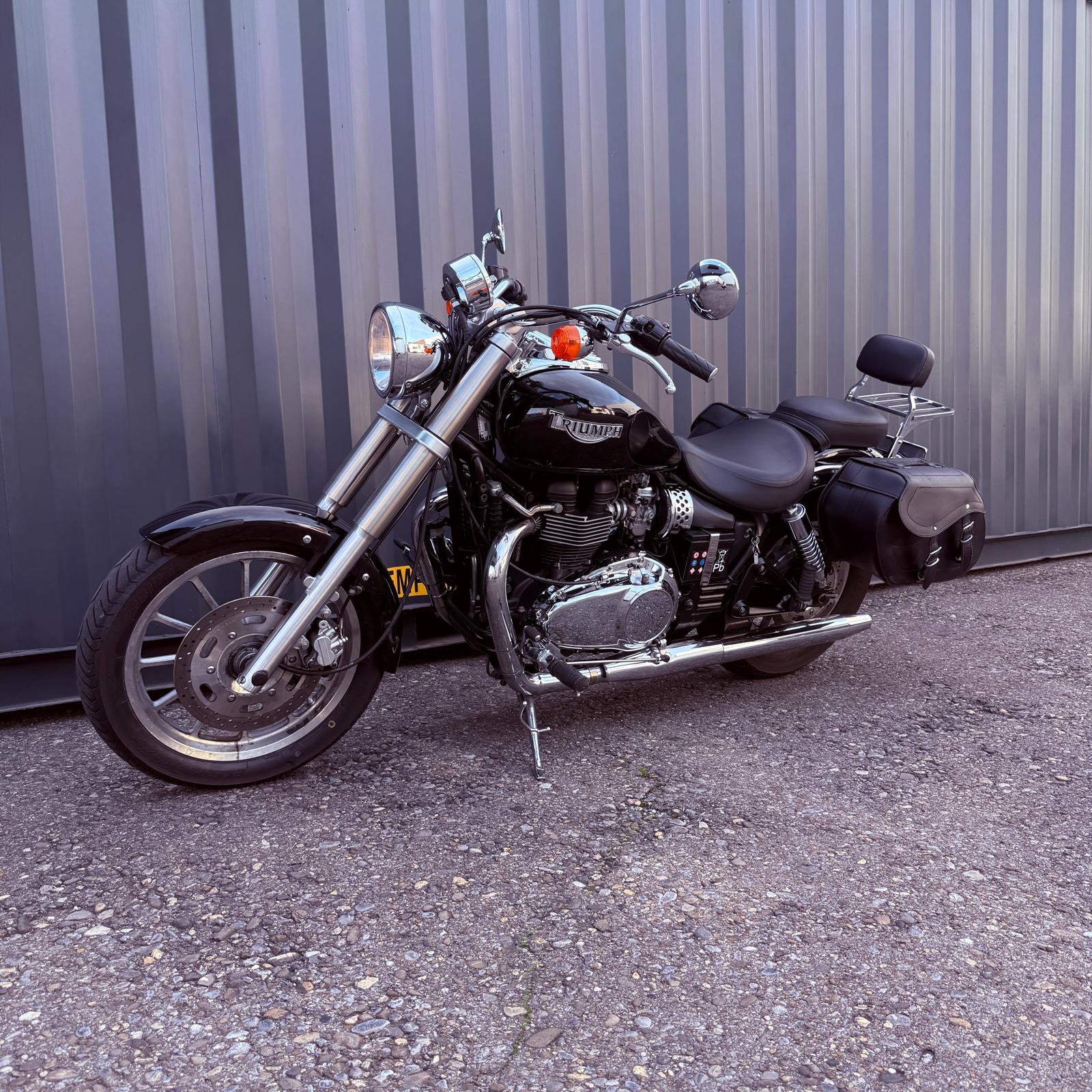 TRIUMPH America 900-image-5