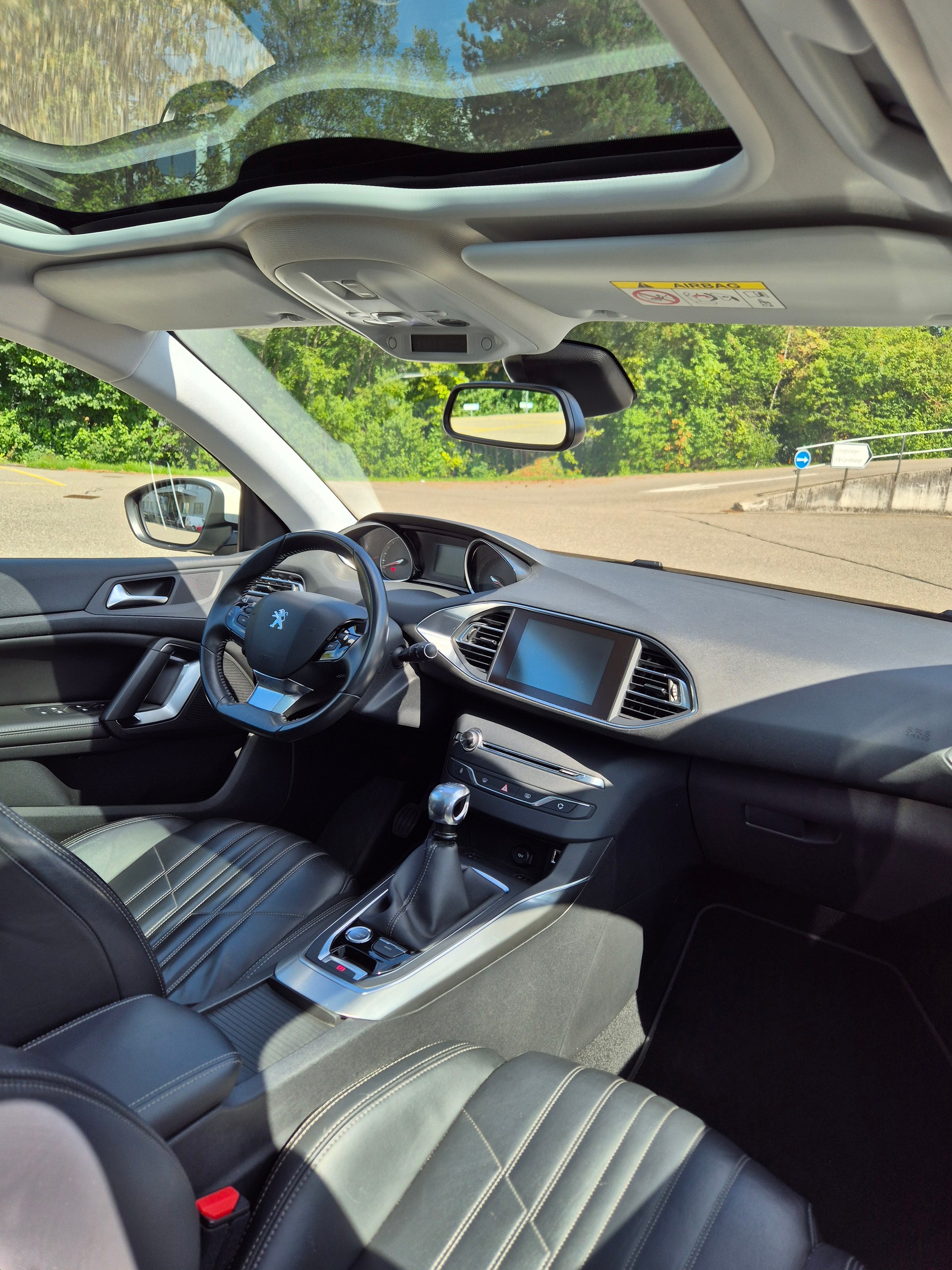 PEUGEOT 1.2 PureTech 130 Feline S/S-image-3