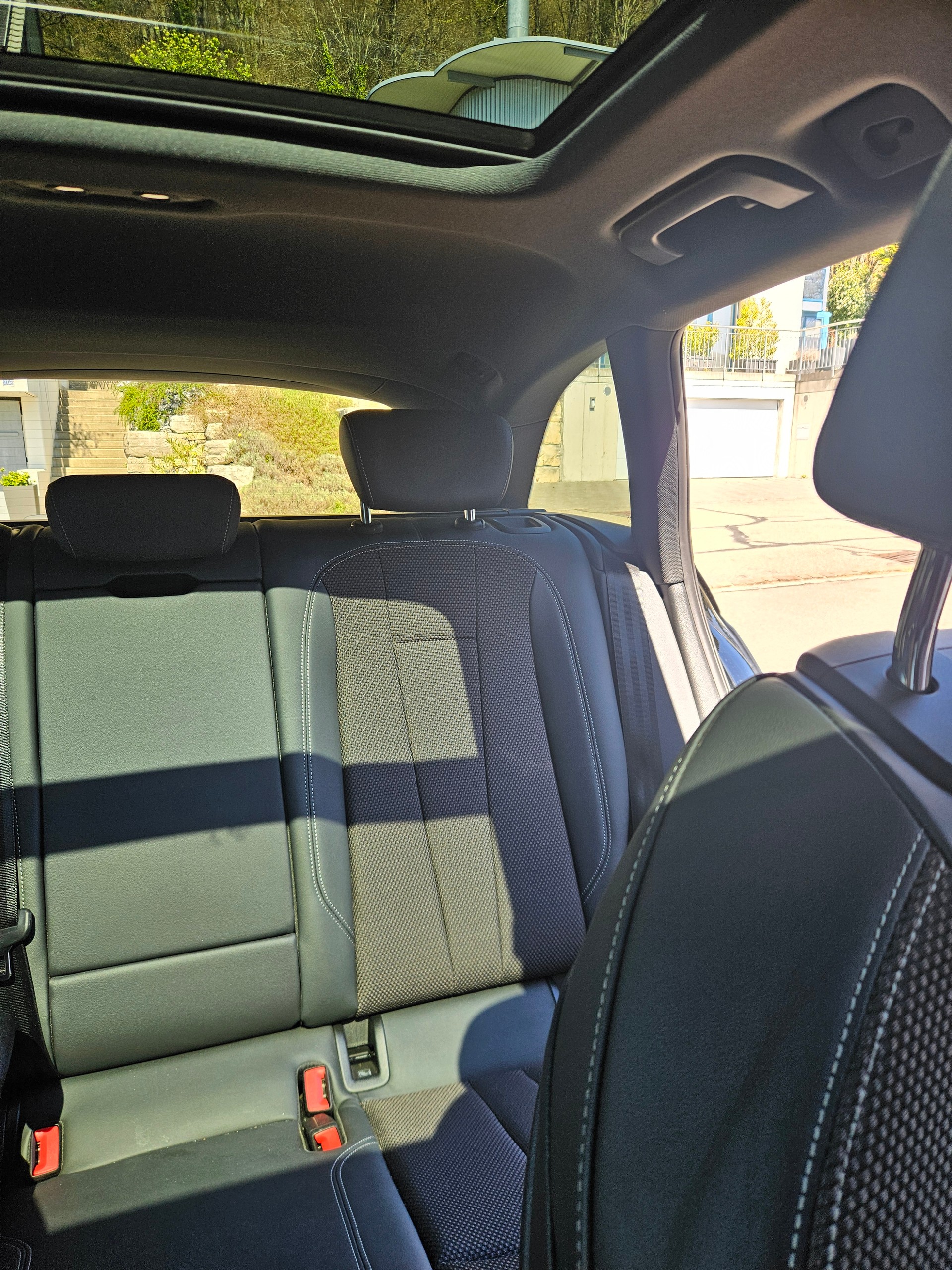AUDI 2.0 40 TDI S Line quattro S-Tronic Service 10 Jahre oder 100'000km (Amag) 8- fach-image-4