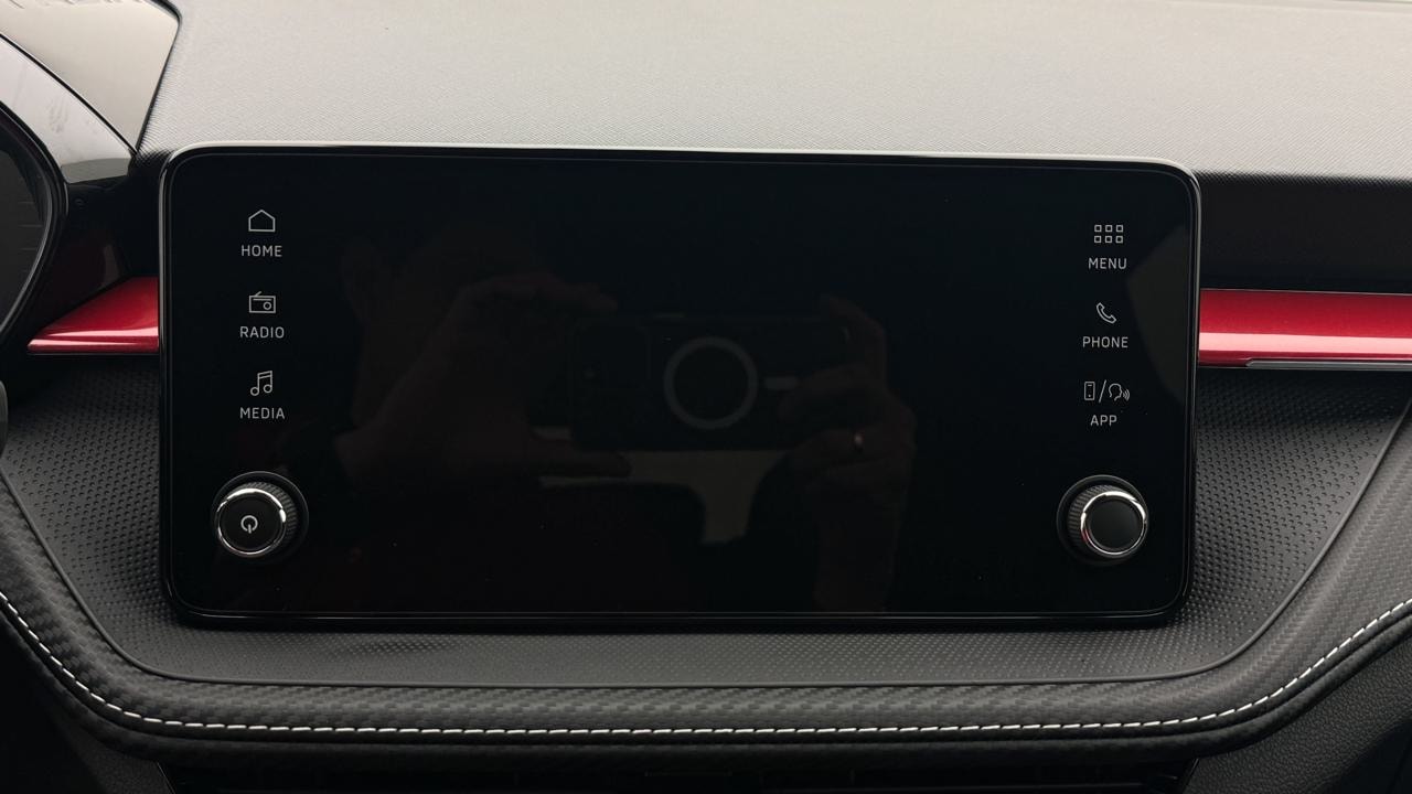 SKODA Fabia 1.0 TSI Monte Carlo DSG-image-7