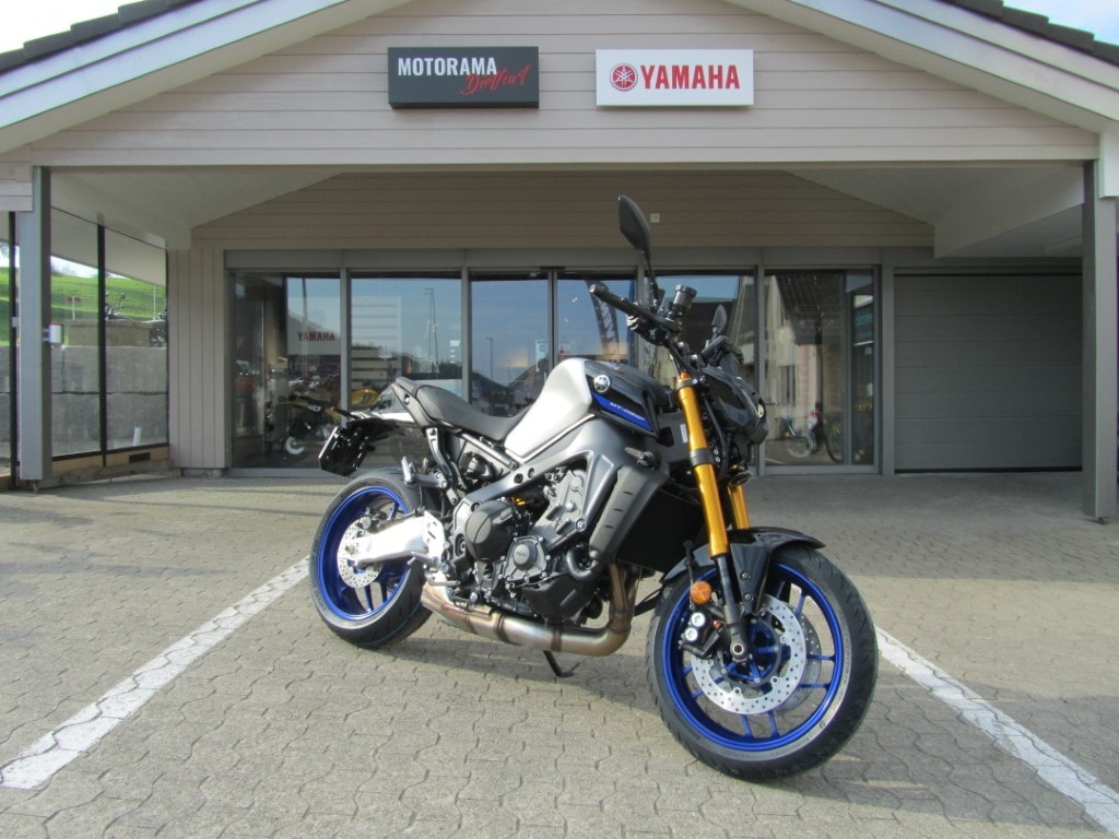 YAMAHA MT-09 SP-image-1