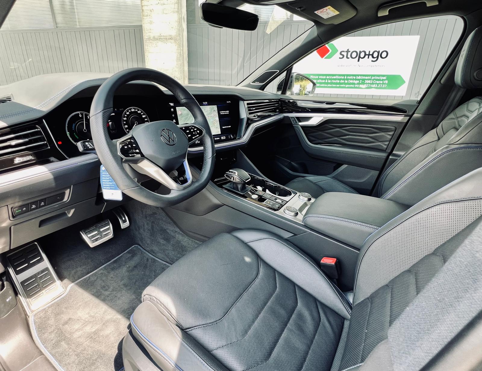 VW Touareg 3.0 TSI eHybrid R Tiptronic-image-15