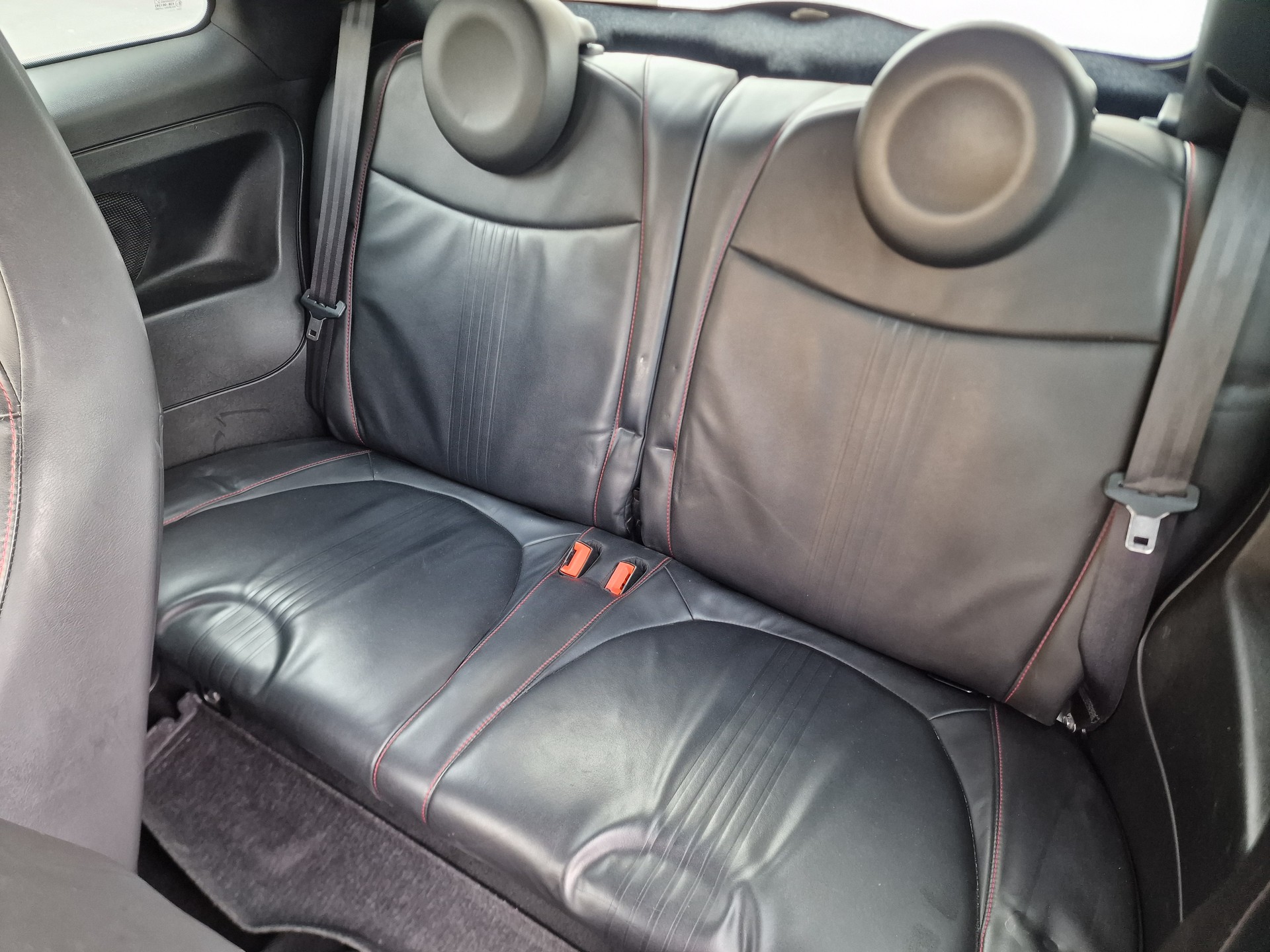 FIAT 500 1.4 16V Turbo Abarth 695 SS-image-11