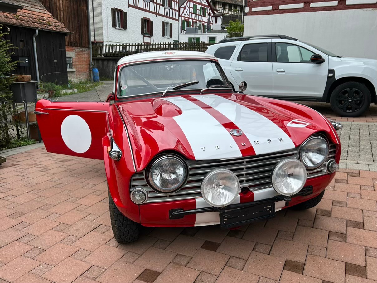 TRIUMPH TR4A IRS Rallye-image-8