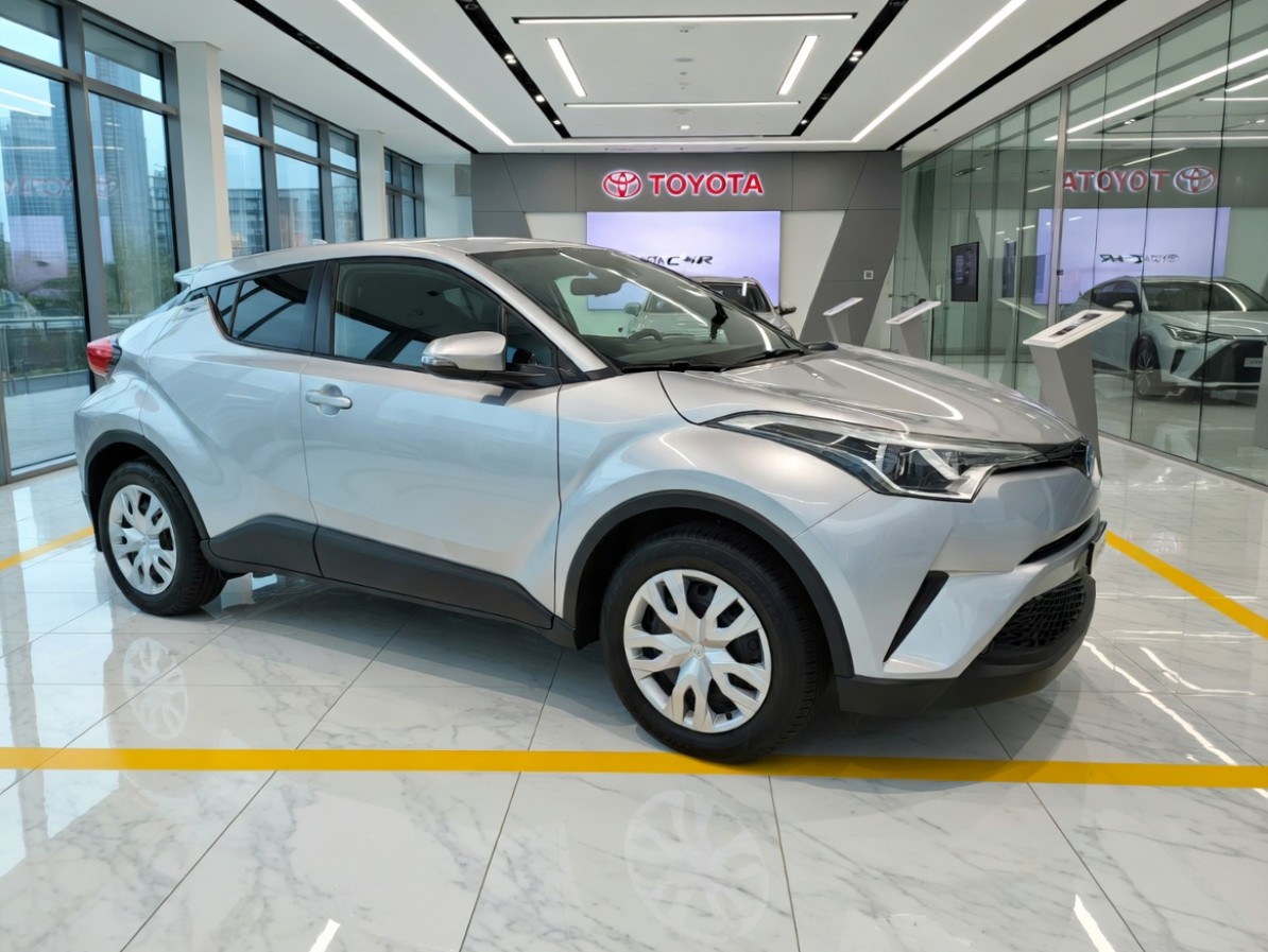 TOYOTA C-HR 1.2 Turbo Active 116 PS | CH-Frzg | Servicegepflegt | Frisch ab MFK-image-1