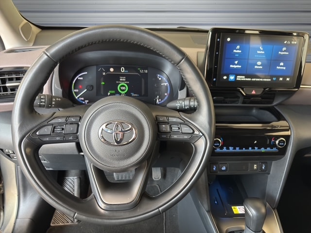 TOYOTA Yaris Cross 1.5 VVT-i HSD Executive AWD-i-image-9
