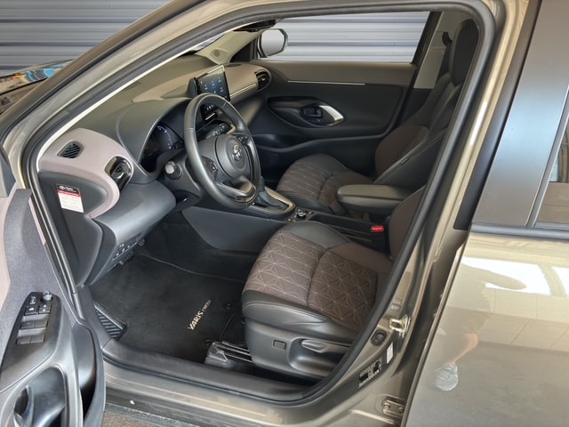 TOYOTA Yaris Cross 1.5 VVT-i HSD Executive AWD-i-image-8