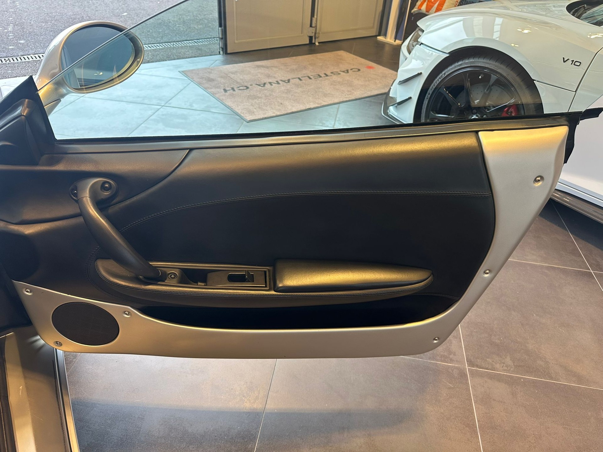 FERRARI F360 Modena Berlinetta-image-13