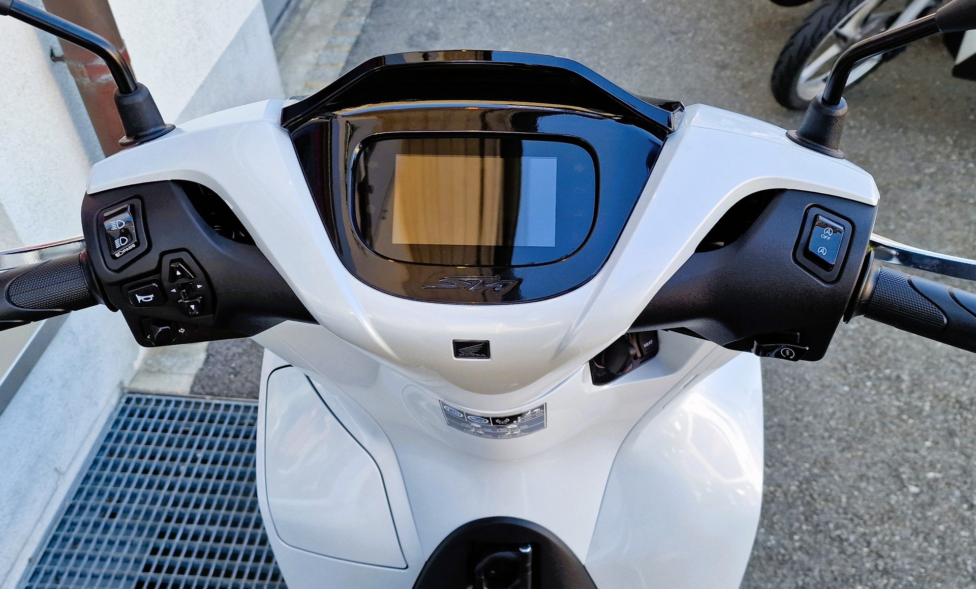HONDA SH 125i - TFT-Konnektivität 2026-image-3