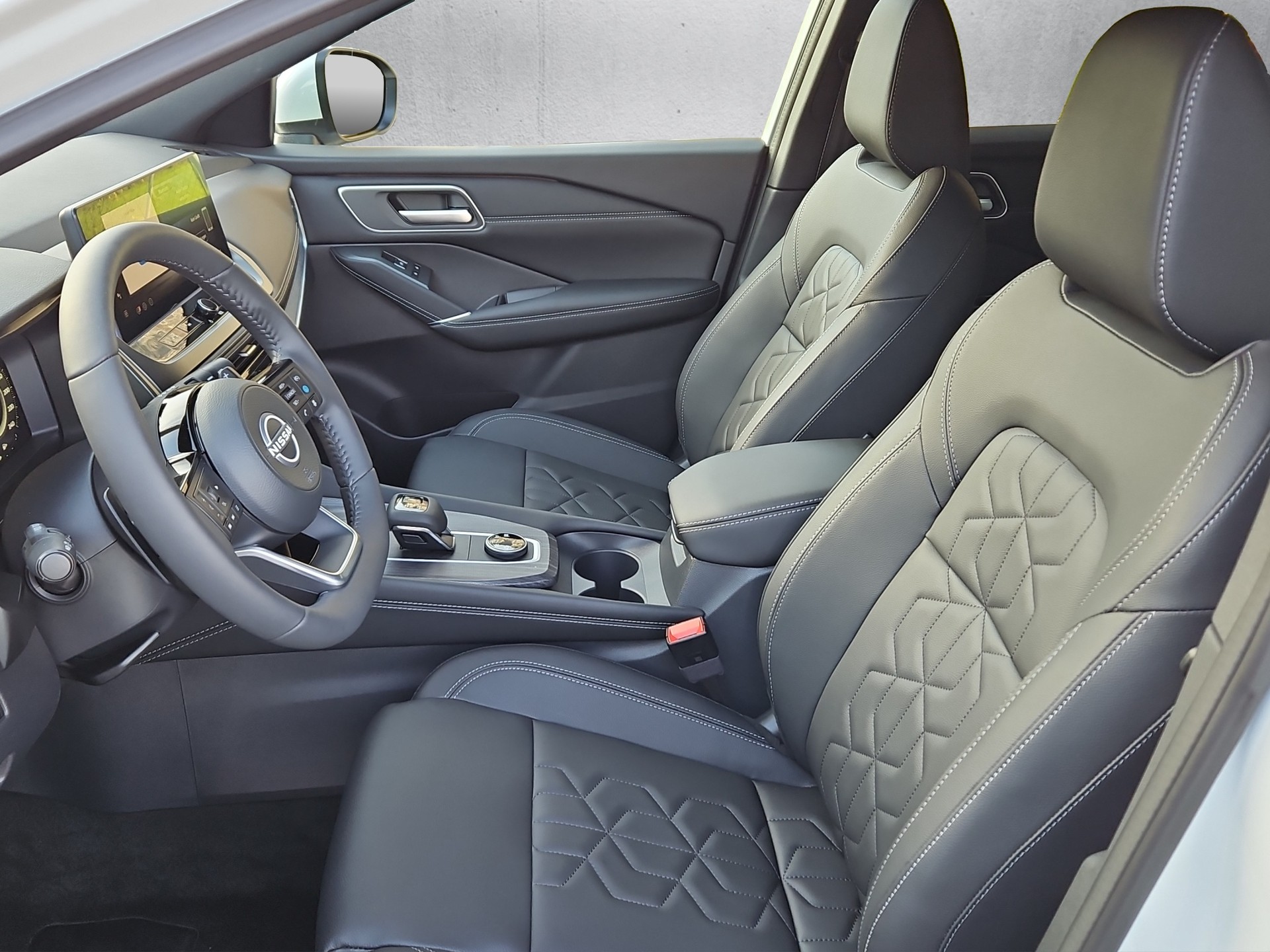 NISSAN Qashqai 1.3 MHEV Tekna 4x4-image-8