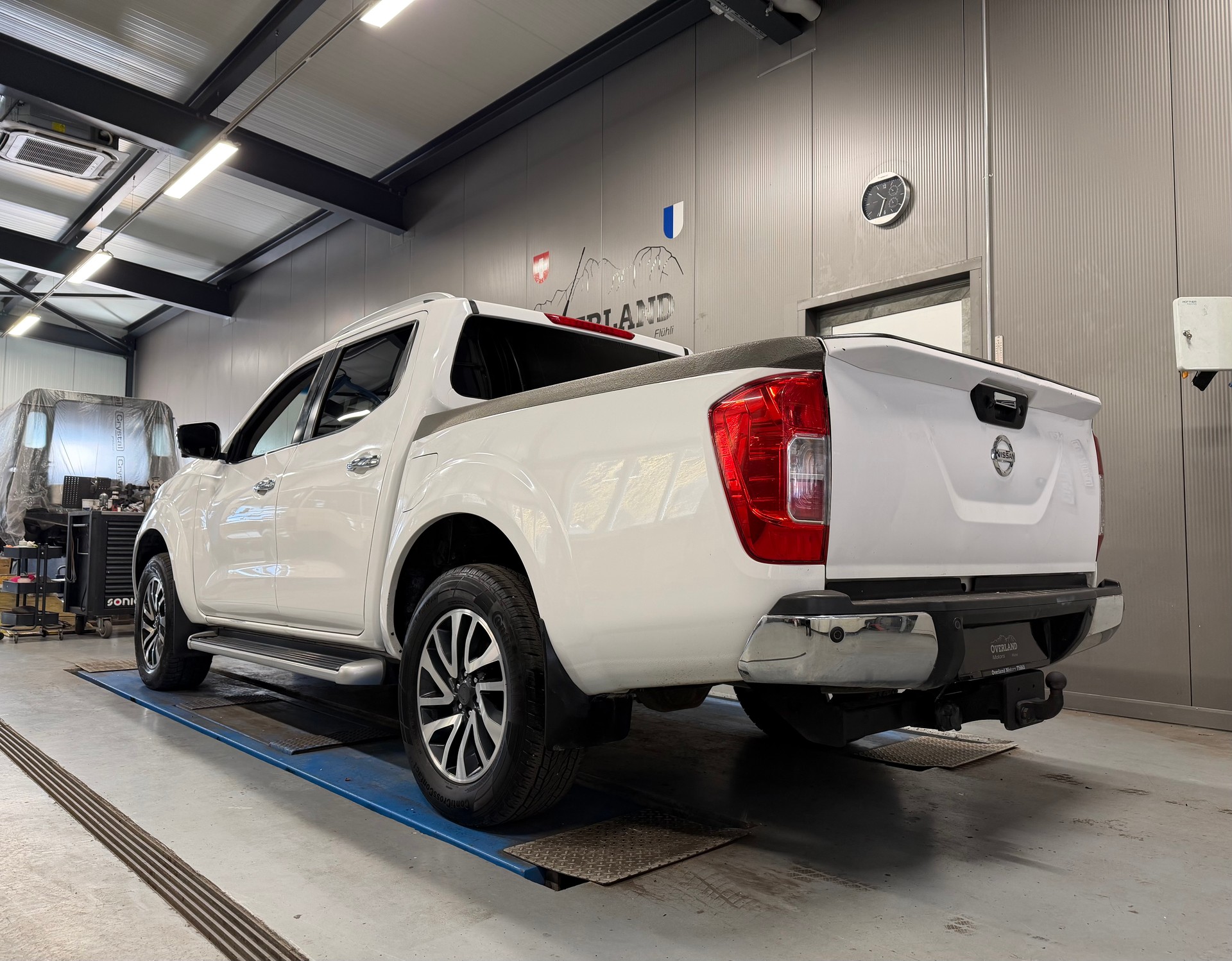 NISSAN Navara Double Cab Tekna 2.3 dCi 4WD Automatic-showroom-element-2