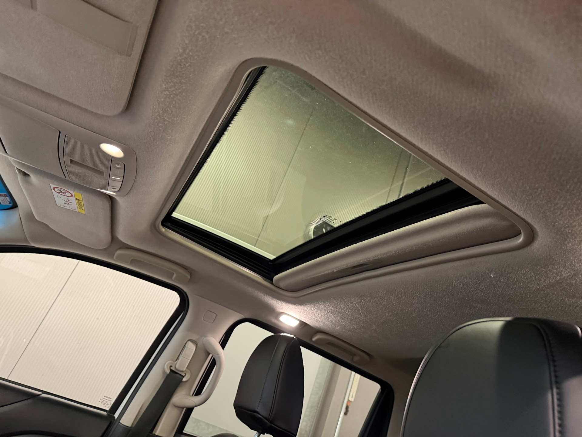 NISSAN Navara Double Cab Tekna 2.3 dCi 4WD Automatic-image-14
