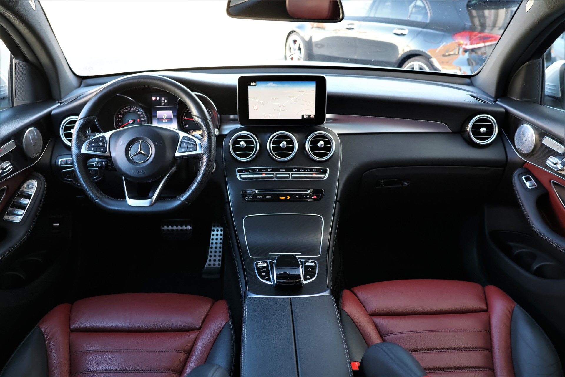 MERCEDES-BENZ GLC Coupé 350 d AMG Line 4Matic 9G-Tronic (CH)-image-15