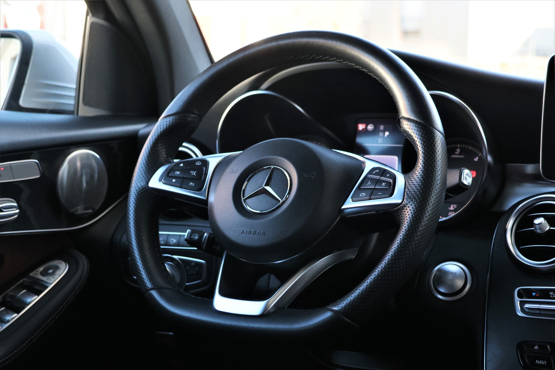 MERCEDES-BENZ GLC Coupé 350 d AMG Line 4Matic 9G-Tronic (CH)-image-14