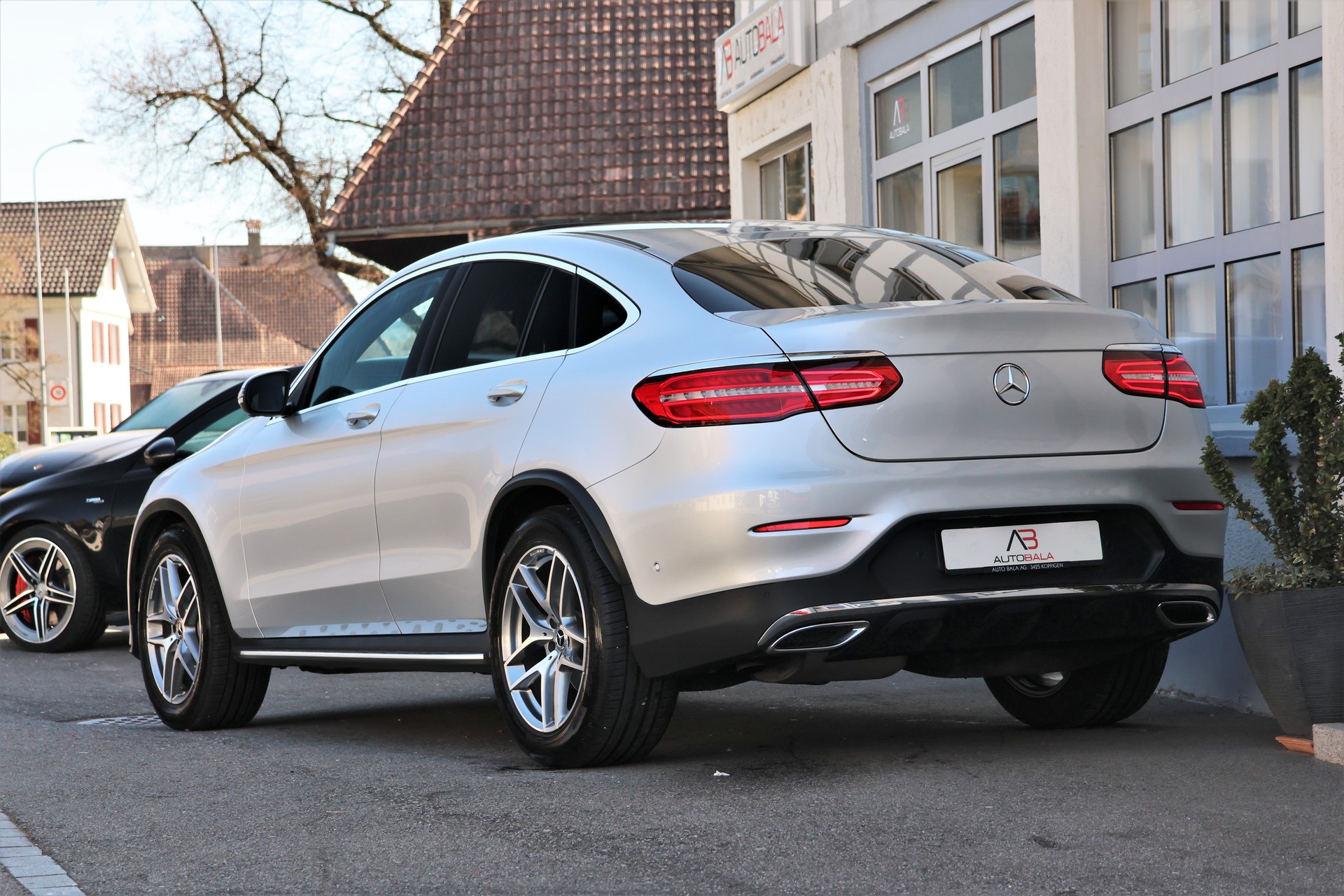 MERCEDES-BENZ GLC Coupé 350 d AMG Line 4Matic 9G-Tronic (CH)-showroom-element-2