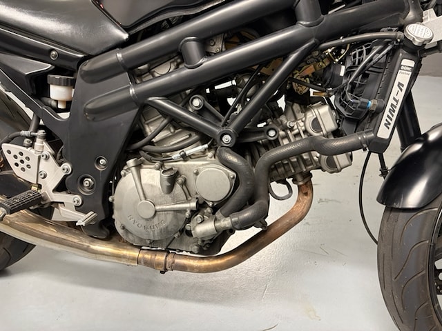 HYOSUNG Comet 650-image-10
