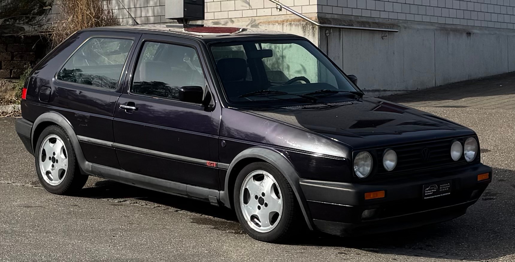 VW Golf 1800 GTI G60 Fire and Ice-image-8