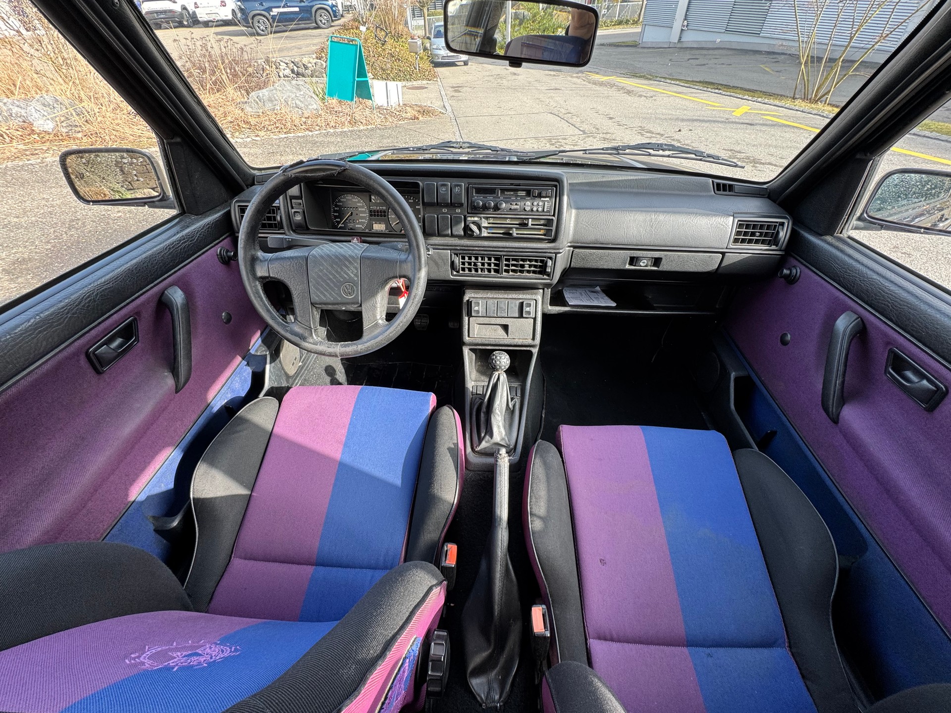 VW Golf 1800 GTI G60 Fire and Ice-image-10
