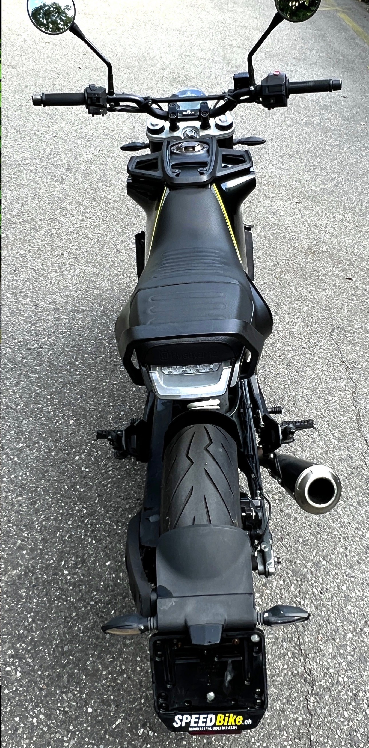 HUSQVARNA Svartpilen 401-image-5
