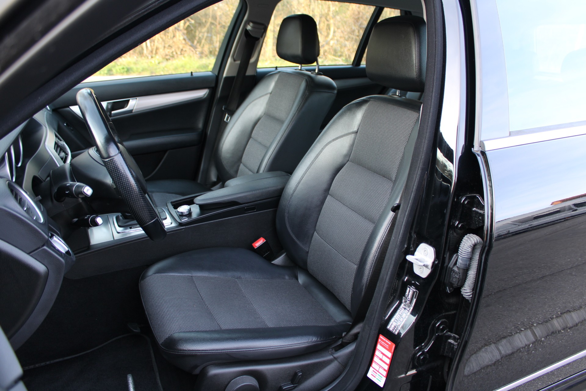MERCEDES-BENZ C 250 CDI Athletic Edition 4Matic 7G-Tronic-image-4