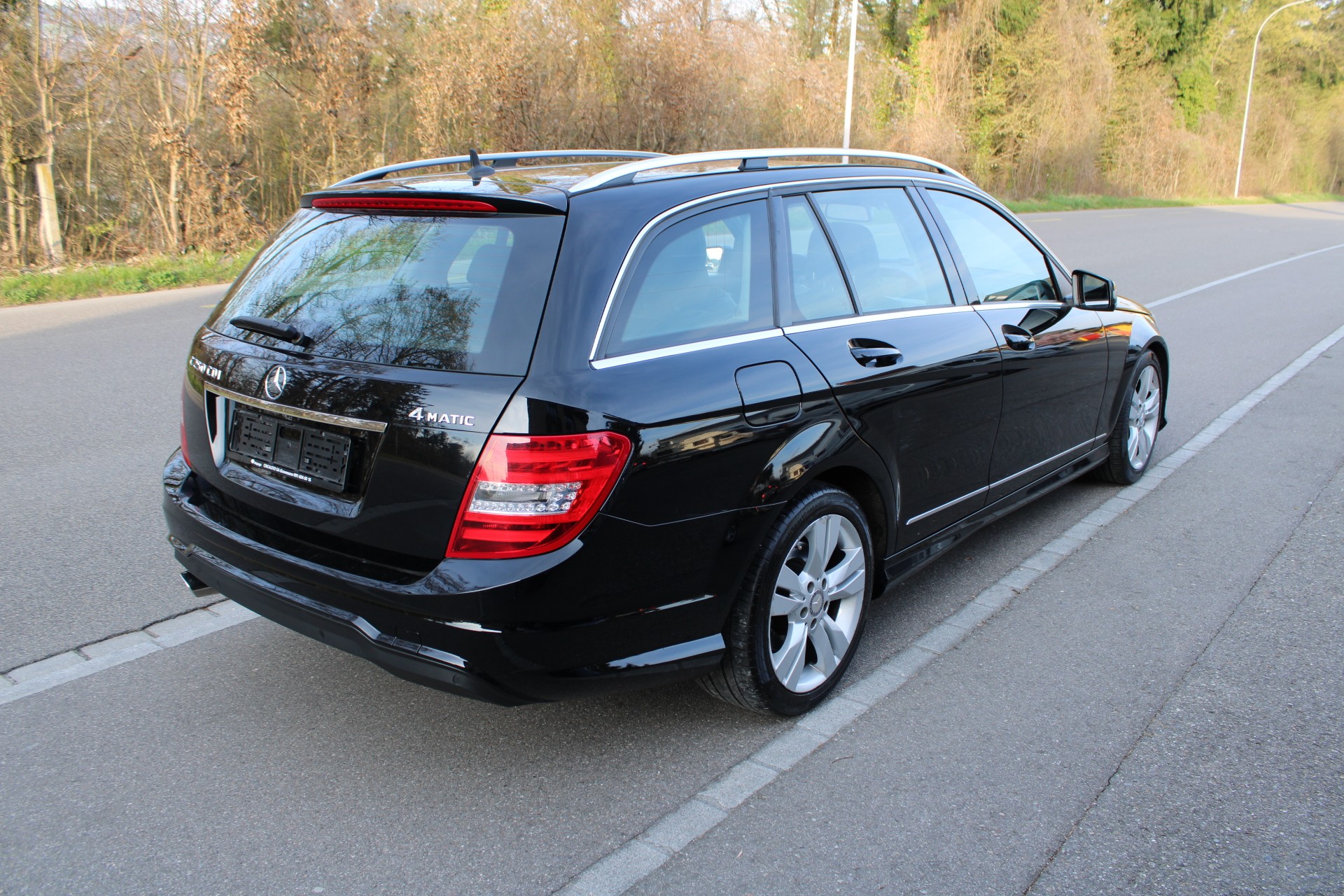 MERCEDES-BENZ C 250 CDI Athletic Edition 4Matic 7G-Tronic-showroom-element-3