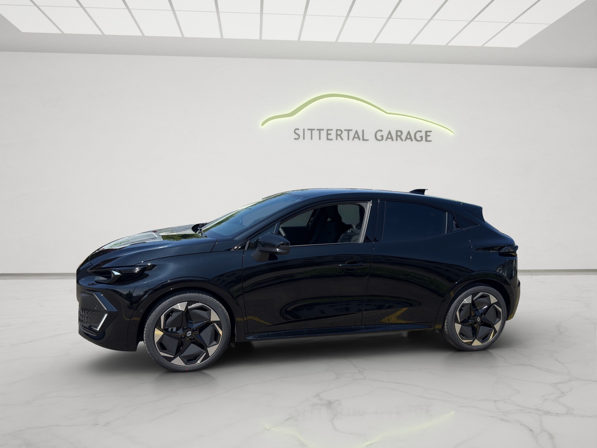 RENAULT Clio 1.8 E-Tech Techno-showroom-element-2